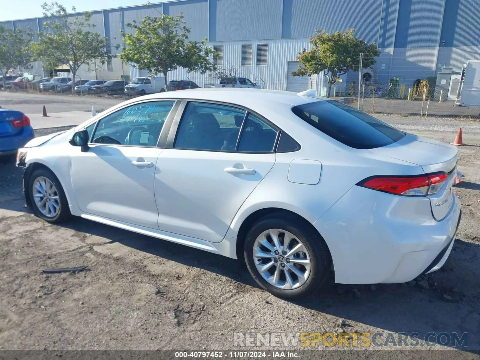 3 Photograph of a damaged car 5YFVPMAE1NP280429 TOYOTA COROLLA 2022