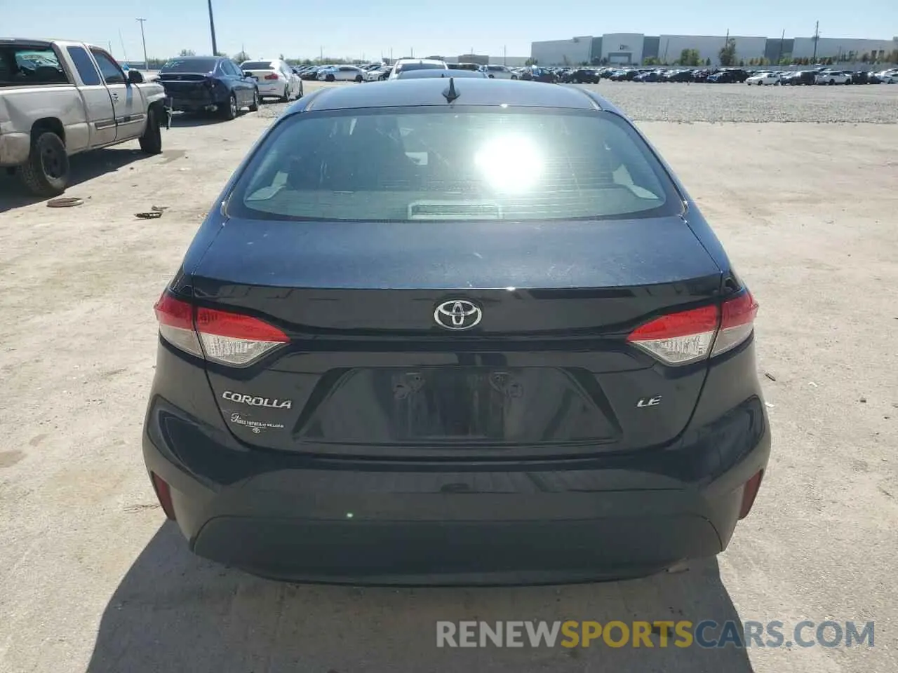 6 Photograph of a damaged car 5YFVPMAE1NP282567 TOYOTA COROLLA 2022