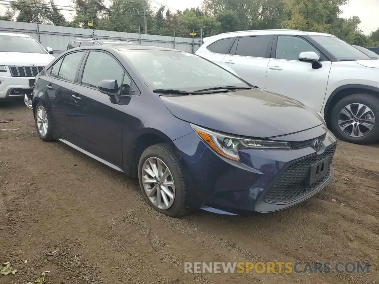 4 Photograph of a damaged car 5YFVPMAE2NP297482 TOYOTA COROLLA 2022