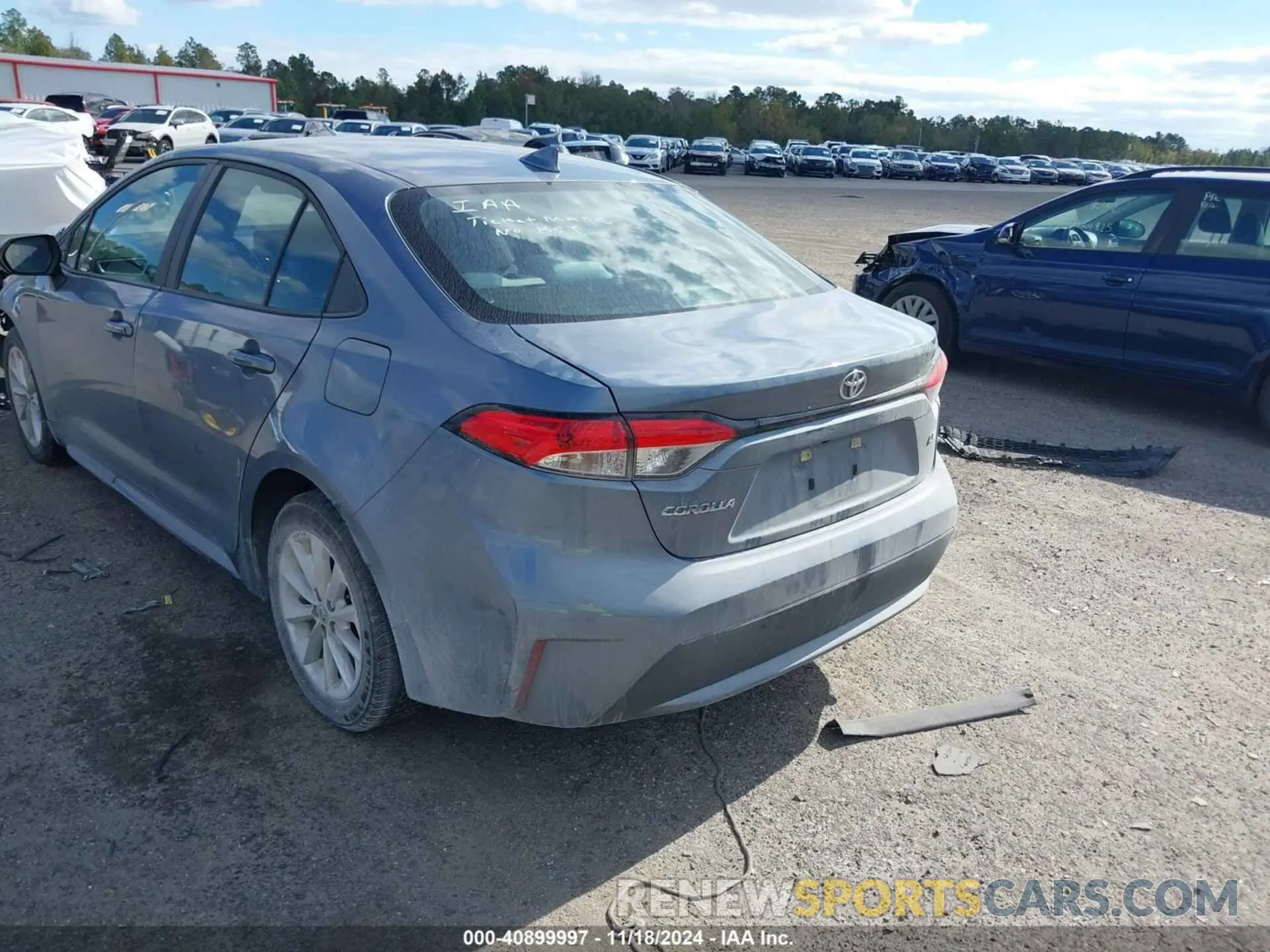 3 Photograph of a damaged car 5YFVPMAE2NP323188 TOYOTA COROLLA 2022