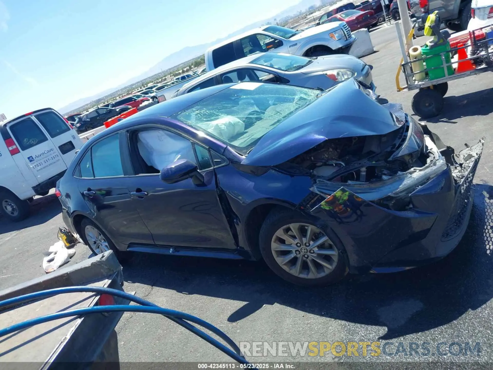 12 Photograph of a damaged car 5YFVPMAE5NP291871 TOYOTA COROLLA 2022