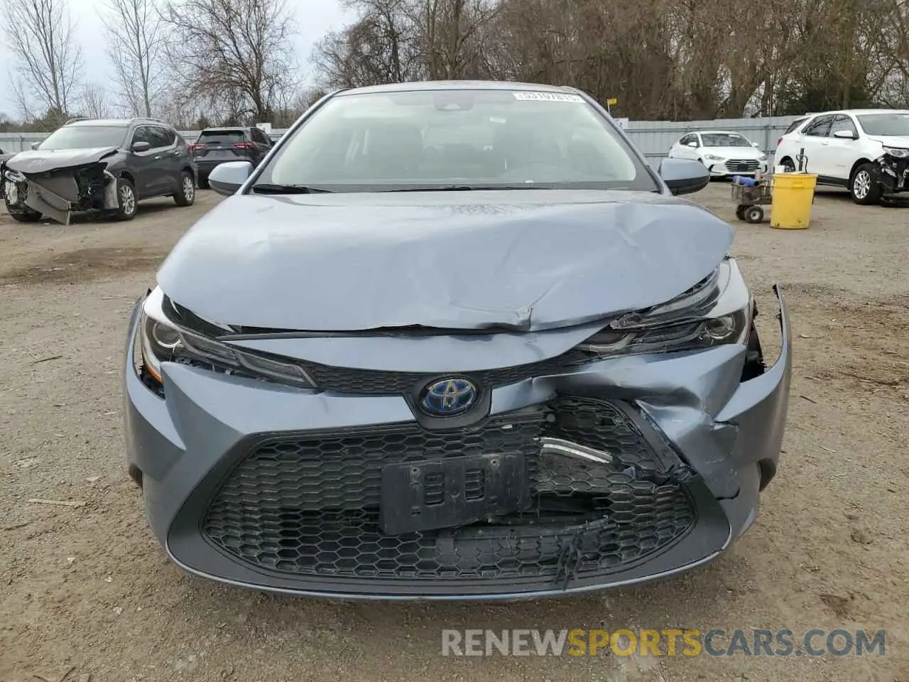 5 Photograph of a damaged car JTDBAMDE8NJ037172 TOYOTA COROLLA 2022