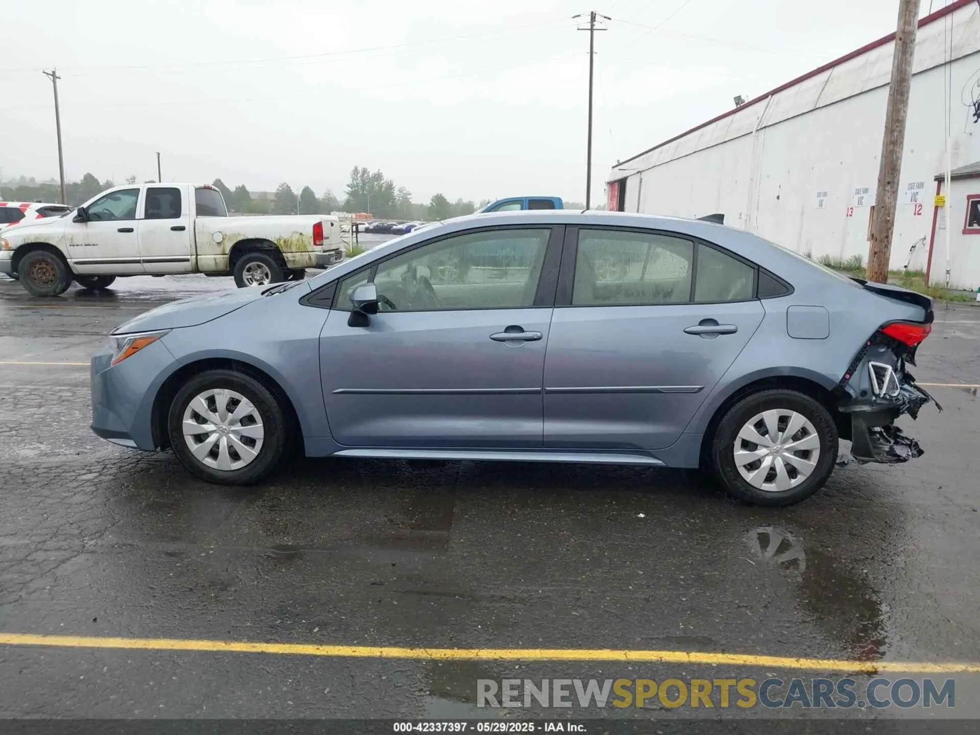 14 Photograph of a damaged car JTDDPMAE1NJ215869 TOYOTA COROLLA 2022