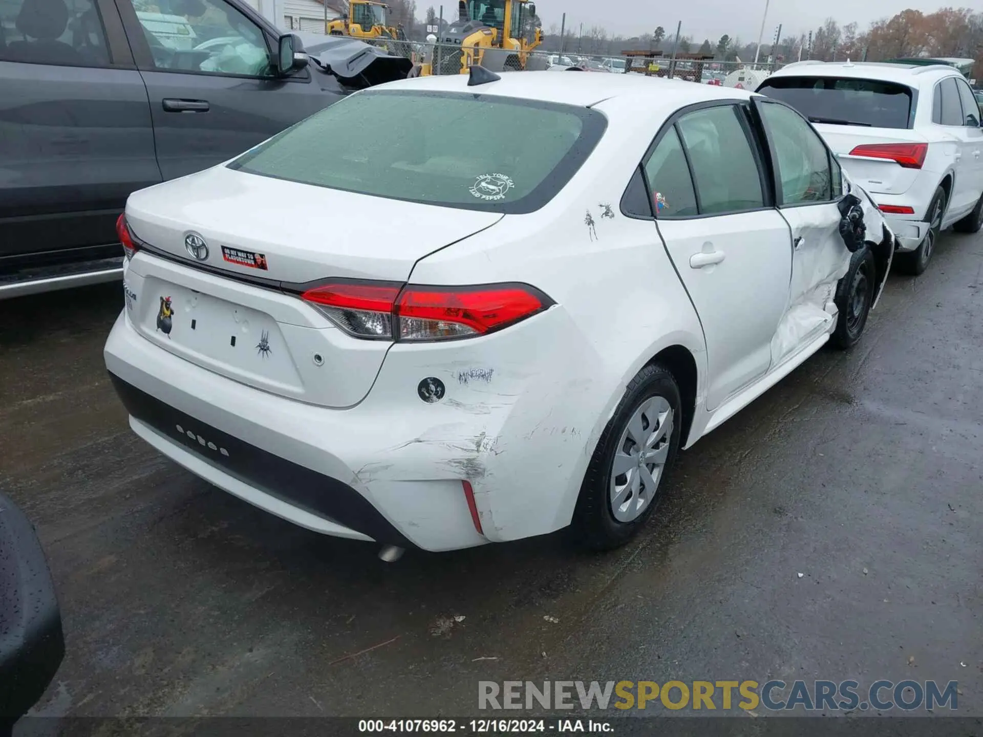 4 Photograph of a damaged car JTDDPMAEXN3026710 TOYOTA COROLLA 2022