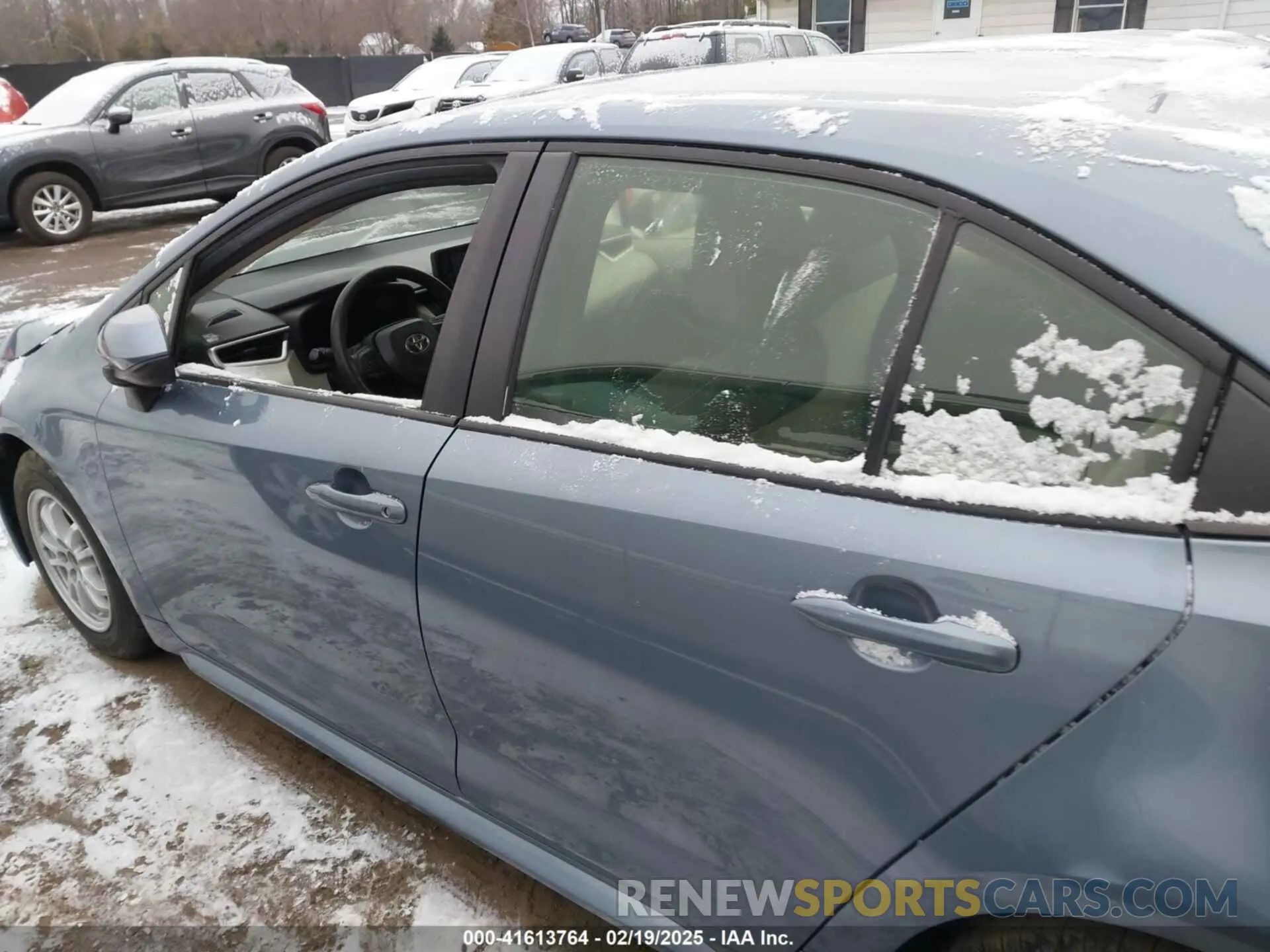 14 Photograph of a damaged car JTDEAMDE0NJ045716 TOYOTA COROLLA 2022