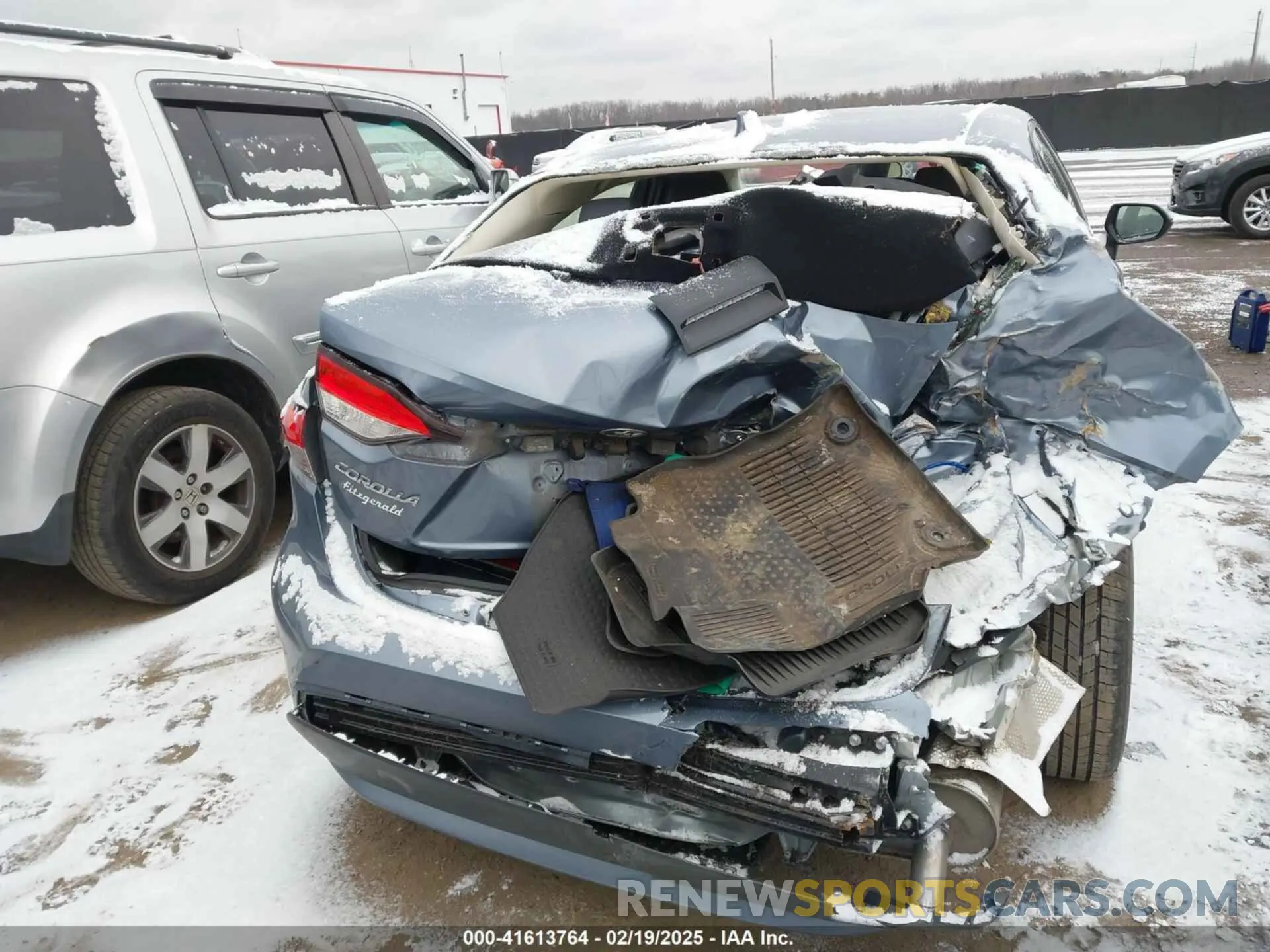 16 Photograph of a damaged car JTDEAMDE0NJ045716 TOYOTA COROLLA 2022