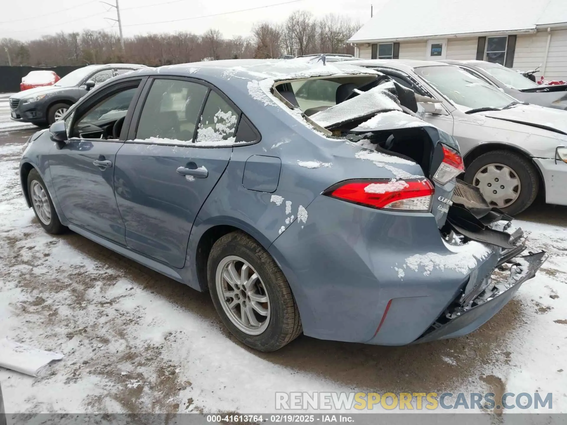 3 Photograph of a damaged car JTDEAMDE0NJ045716 TOYOTA COROLLA 2022