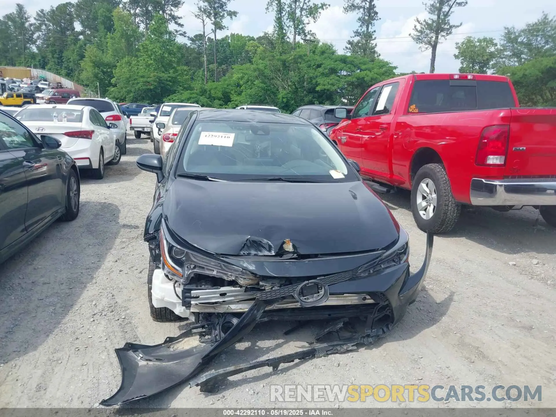 11 Photograph of a damaged car JTDEAMDE0NJ046753 TOYOTA COROLLA 2022