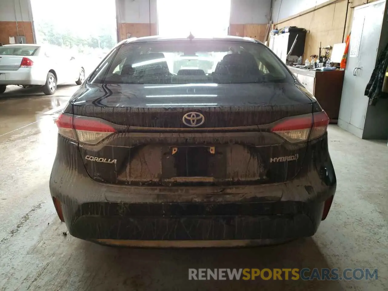 6 Photograph of a damaged car JTDEAMDE1NJ038998 TOYOTA COROLLA 2022
