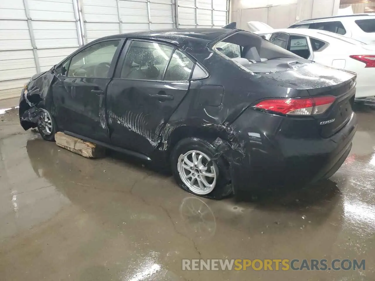 2 Photograph of a damaged car JTDEAMDE1NJ061701 TOYOTA COROLLA 2022