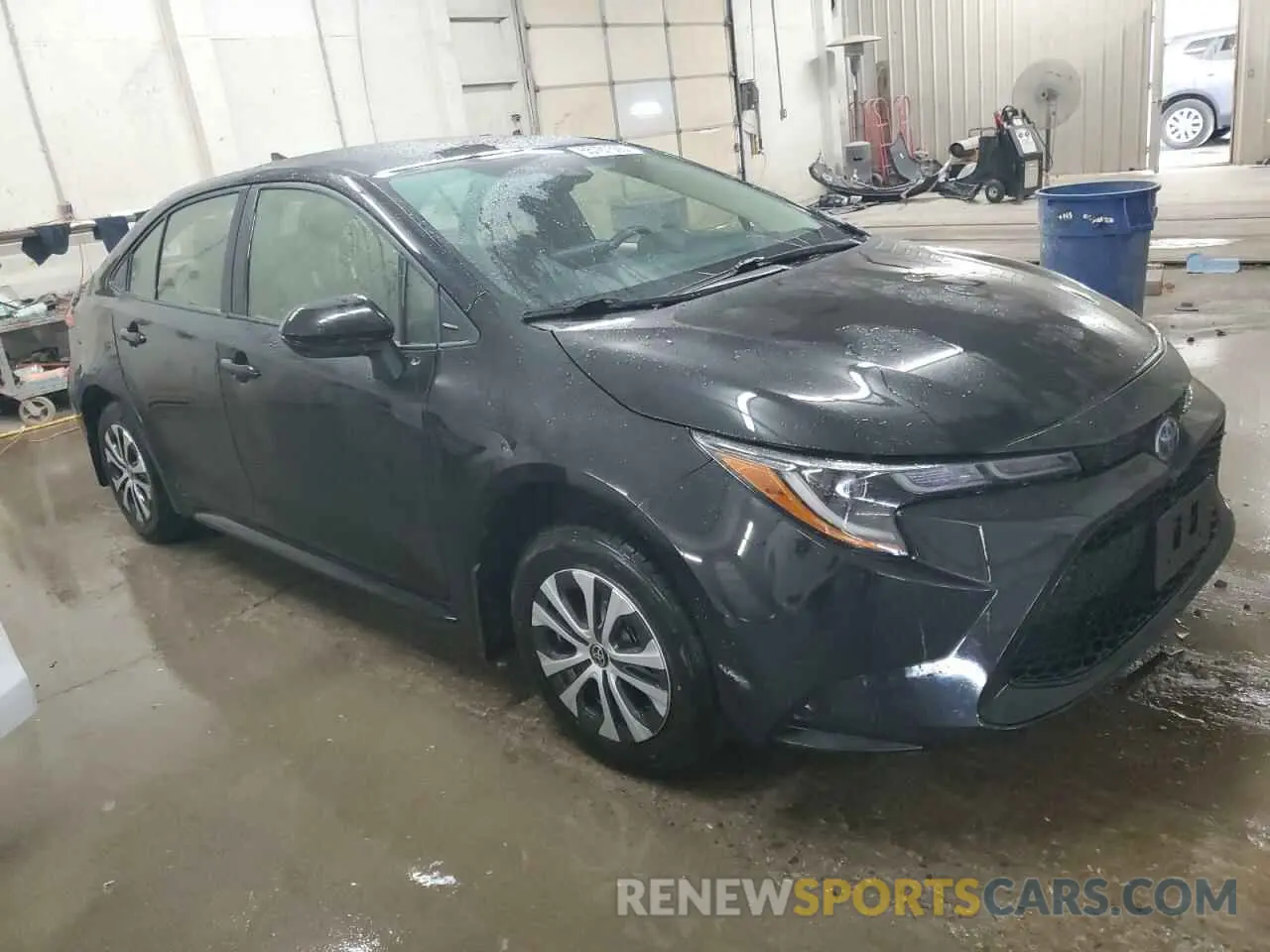 4 Photograph of a damaged car JTDEAMDE1NJ061701 TOYOTA COROLLA 2022