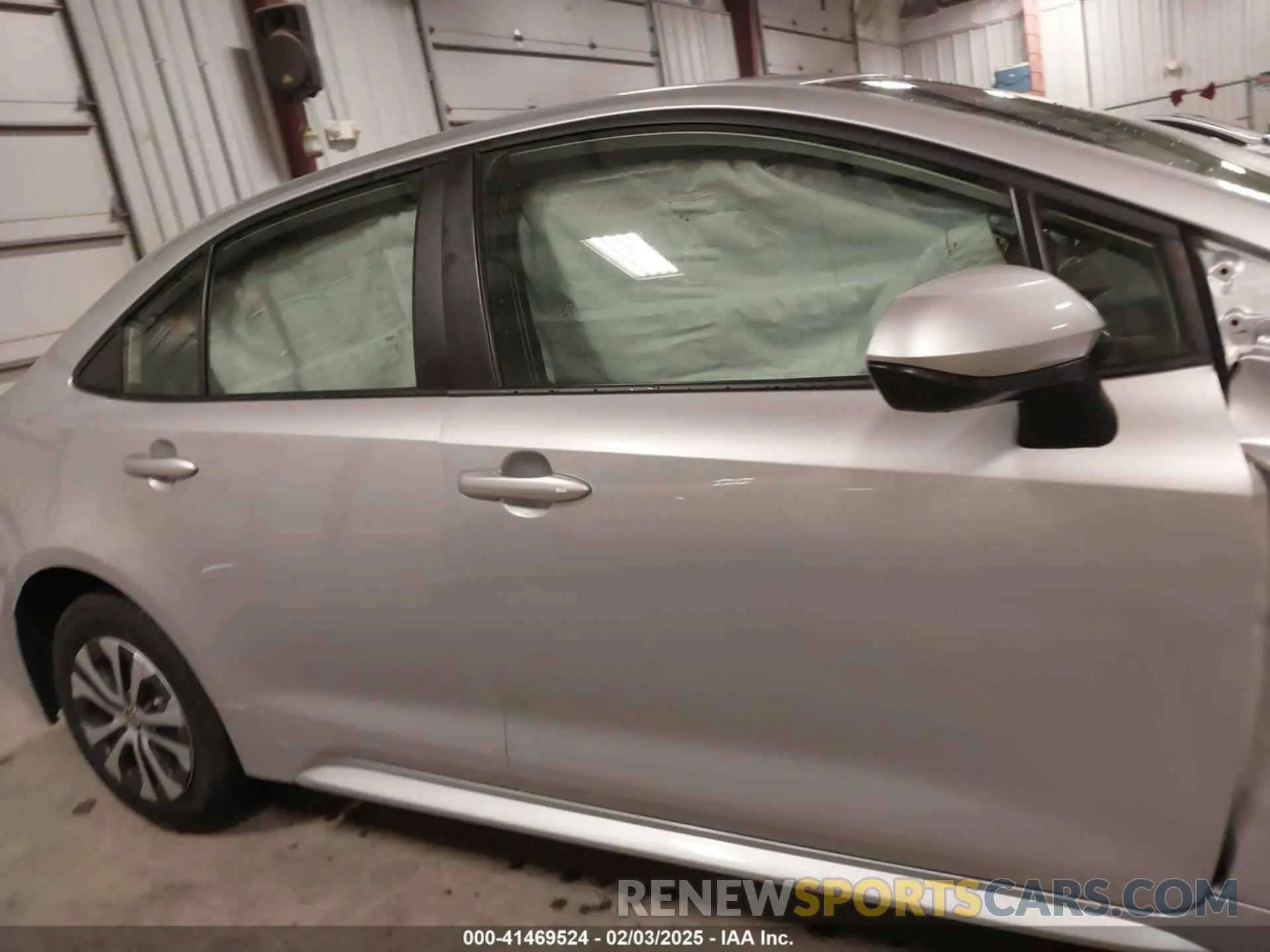14 Photograph of a damaged car JTDEAMDE2N3012902 TOYOTA COROLLA 2022