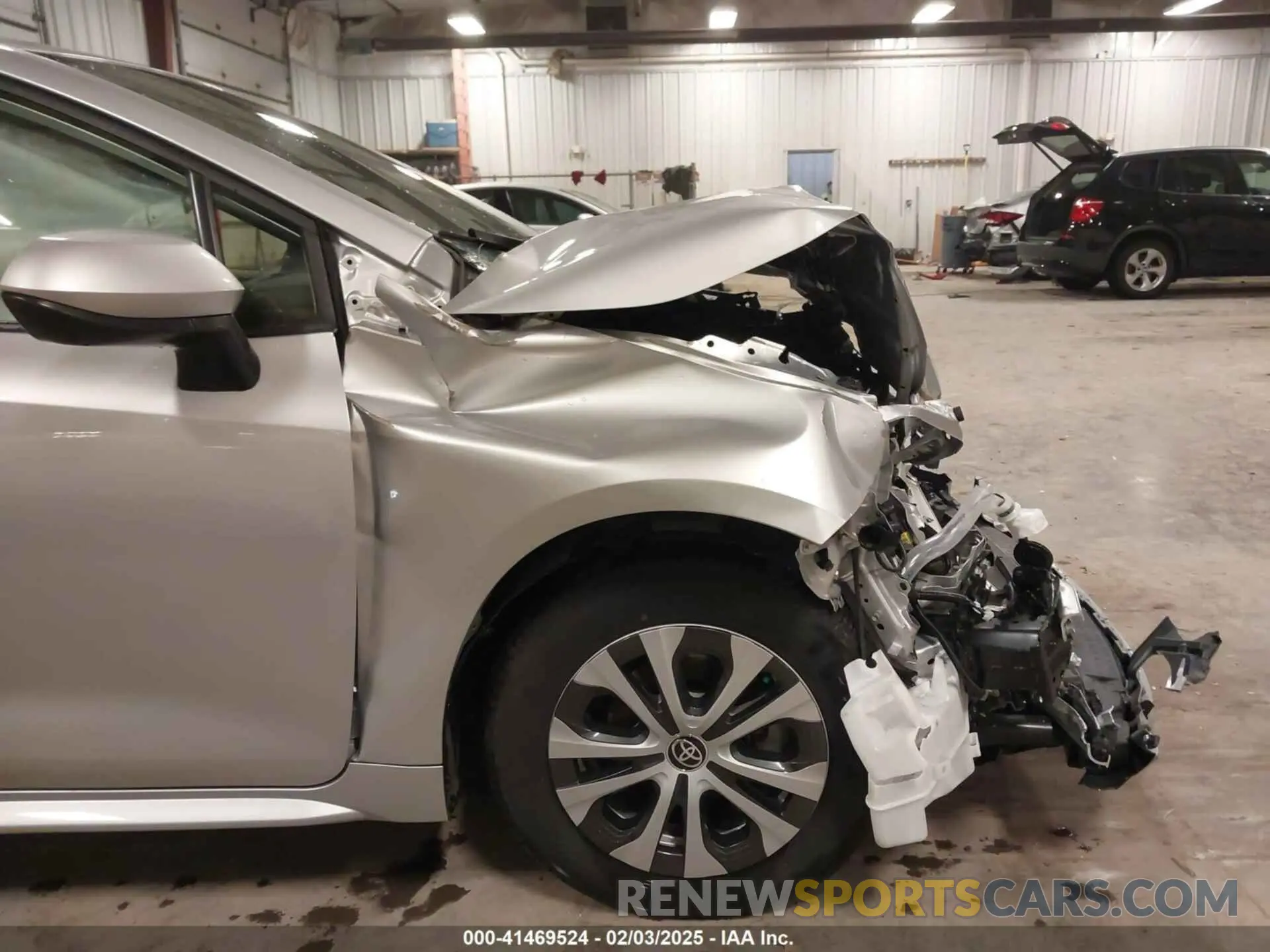 19 Photograph of a damaged car JTDEAMDE2N3012902 TOYOTA COROLLA 2022