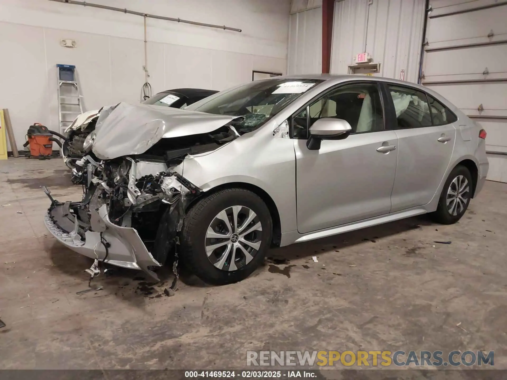 2 Photograph of a damaged car JTDEAMDE2N3012902 TOYOTA COROLLA 2022