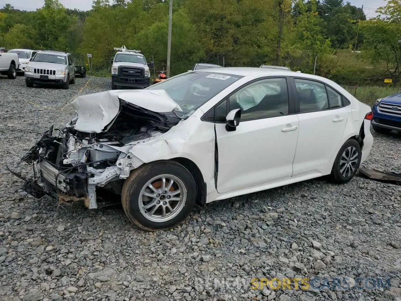 1 Photograph of a damaged car JTDEAMDE2N3013595 TOYOTA COROLLA 2022