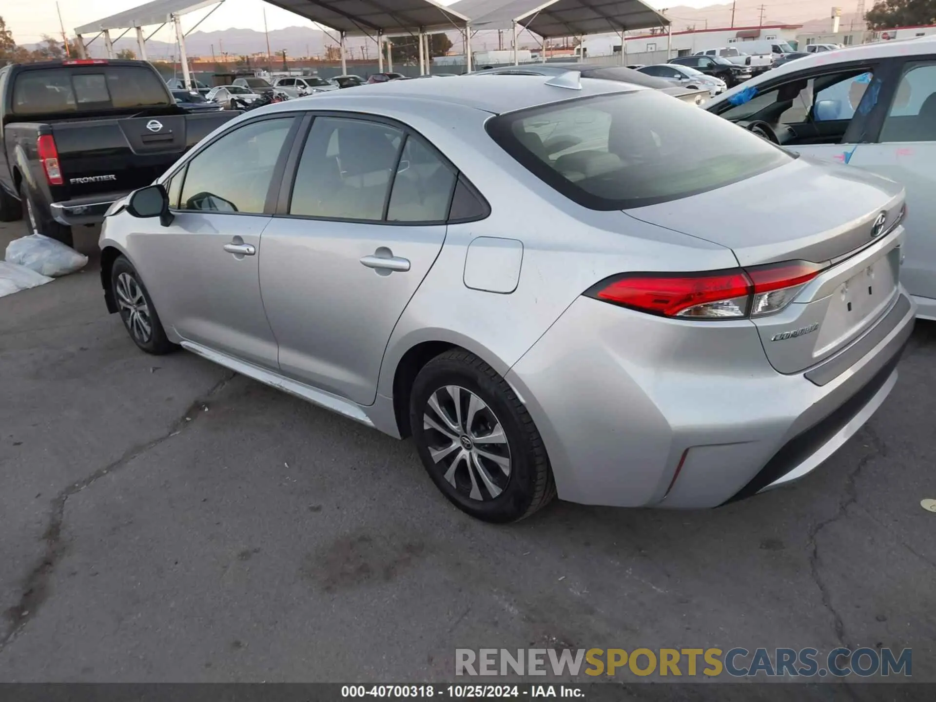 3 Photograph of a damaged car JTDEAMDE2NJ038105 TOYOTA COROLLA 2022