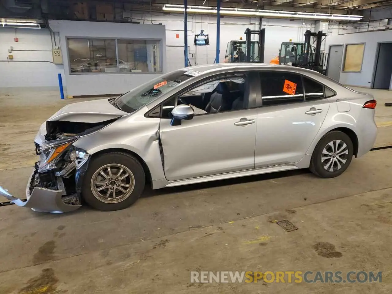 1 Photograph of a damaged car JTDEAMDE2NJ038881 TOYOTA COROLLA 2022