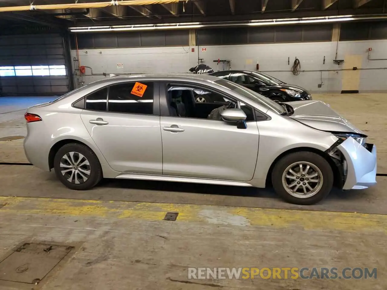 4 Photograph of a damaged car JTDEAMDE2NJ038881 TOYOTA COROLLA 2022