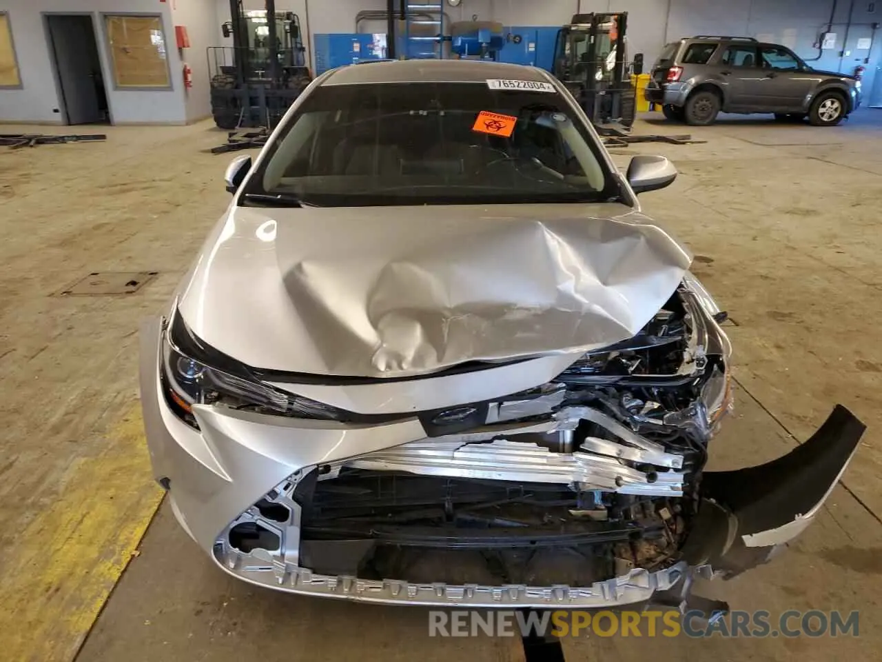 5 Photograph of a damaged car JTDEAMDE2NJ038881 TOYOTA COROLLA 2022