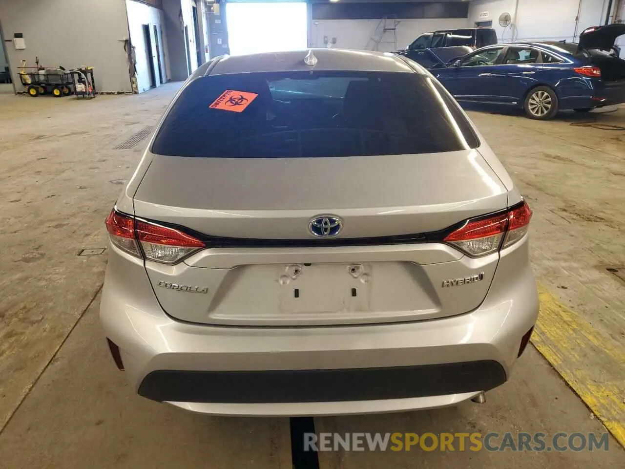 6 Photograph of a damaged car JTDEAMDE2NJ038881 TOYOTA COROLLA 2022