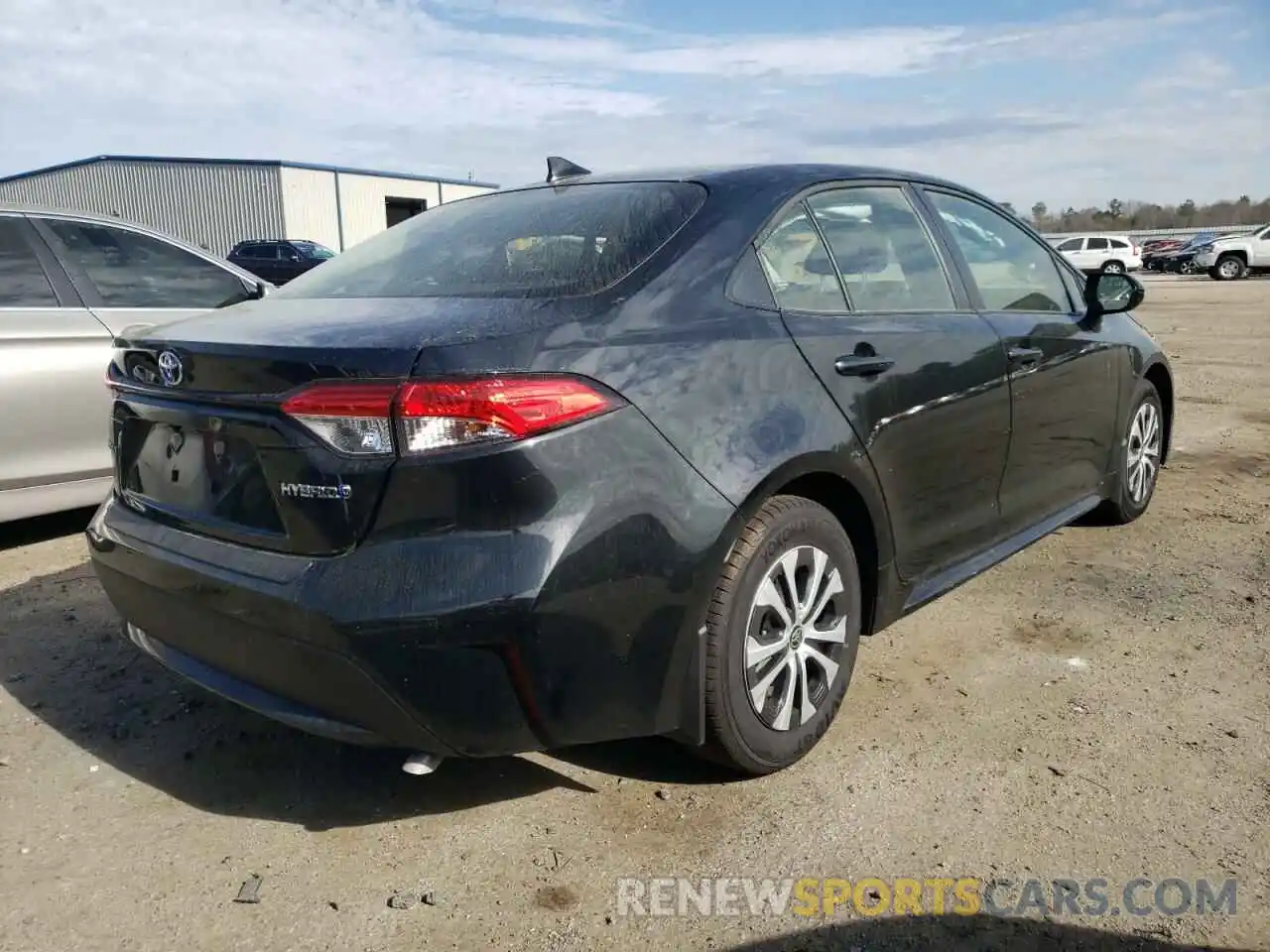 4 Photograph of a damaged car JTDEAMDE2NJ041053 TOYOTA COROLLA 2022