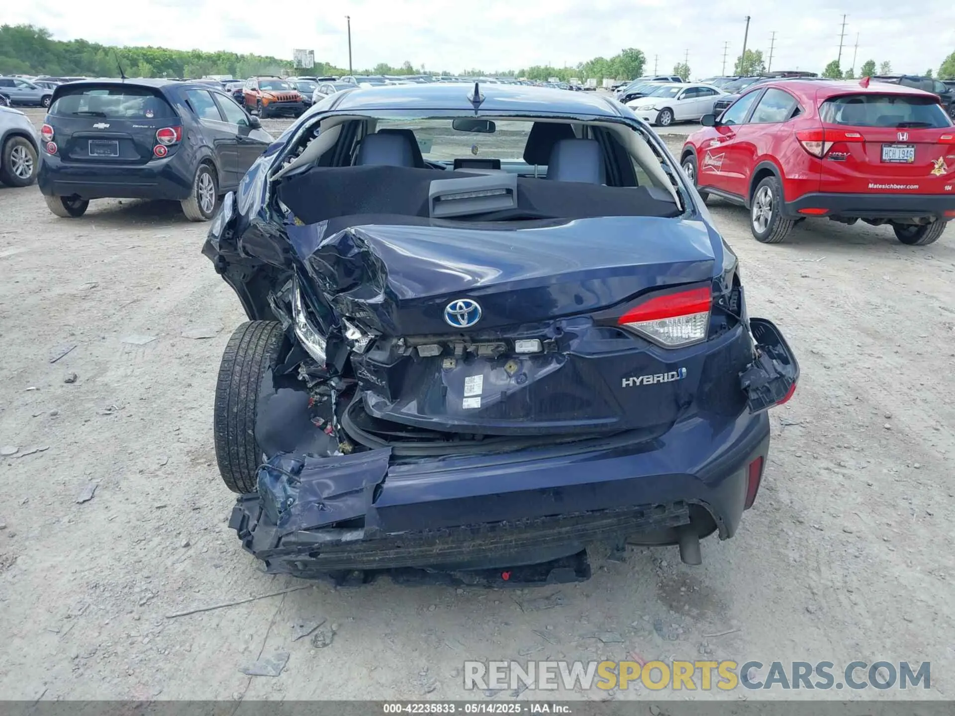 17 Photograph of a damaged car JTDEAMDE2NJ048374 TOYOTA COROLLA 2022