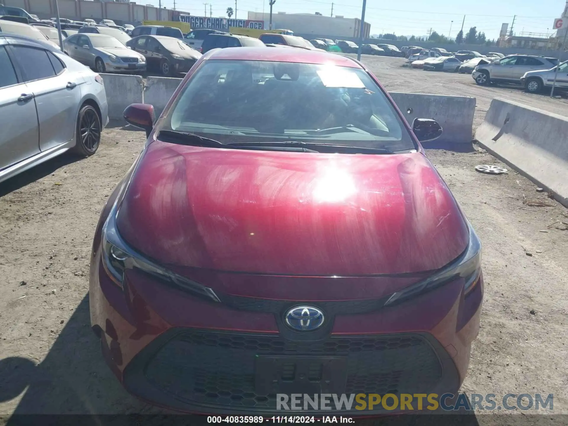 12 Photograph of a damaged car JTDEAMDE2NJ057589 TOYOTA COROLLA 2022