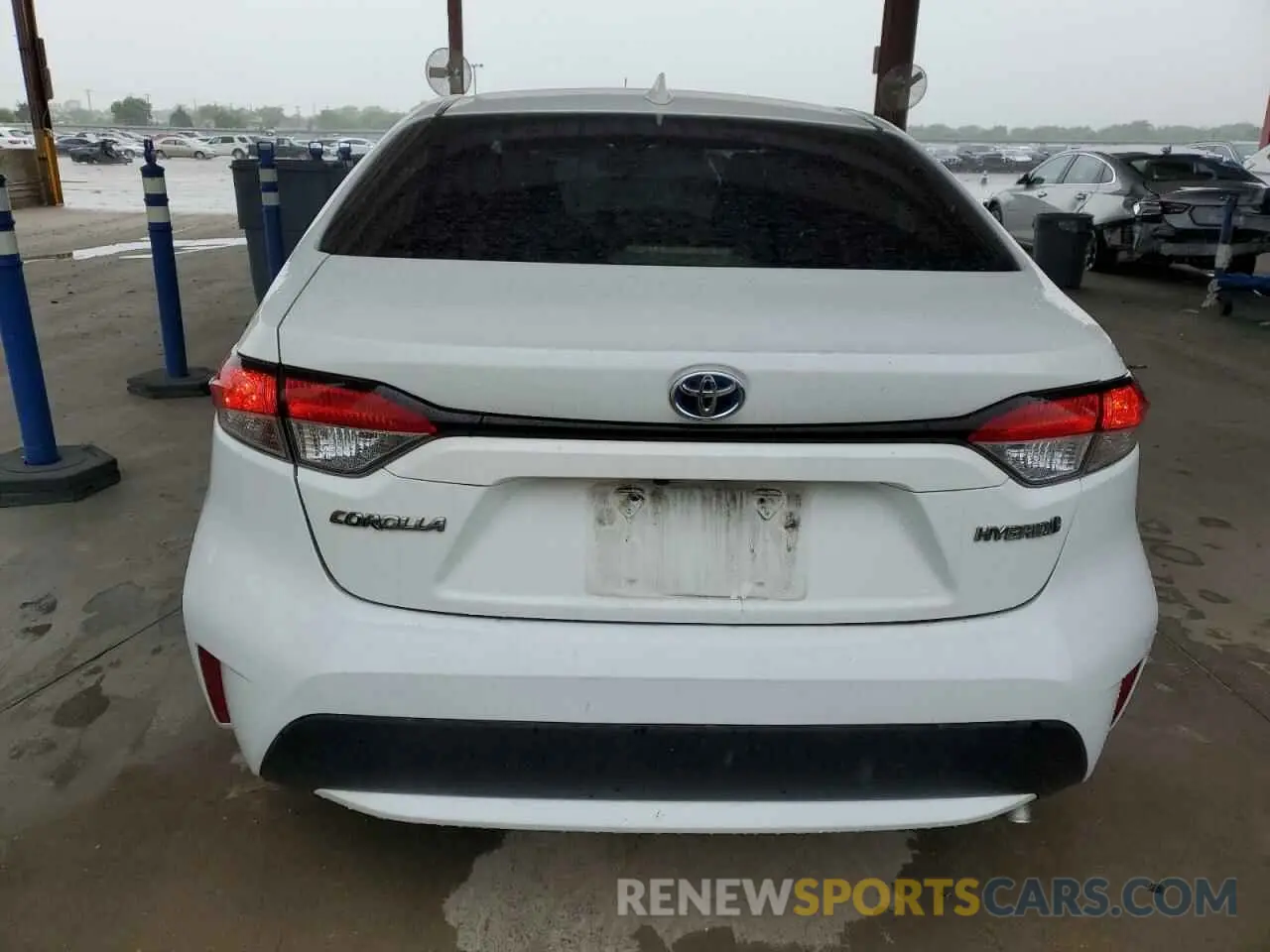 6 Photograph of a damaged car JTDEAMDE3N3002900 TOYOTA COROLLA 2022