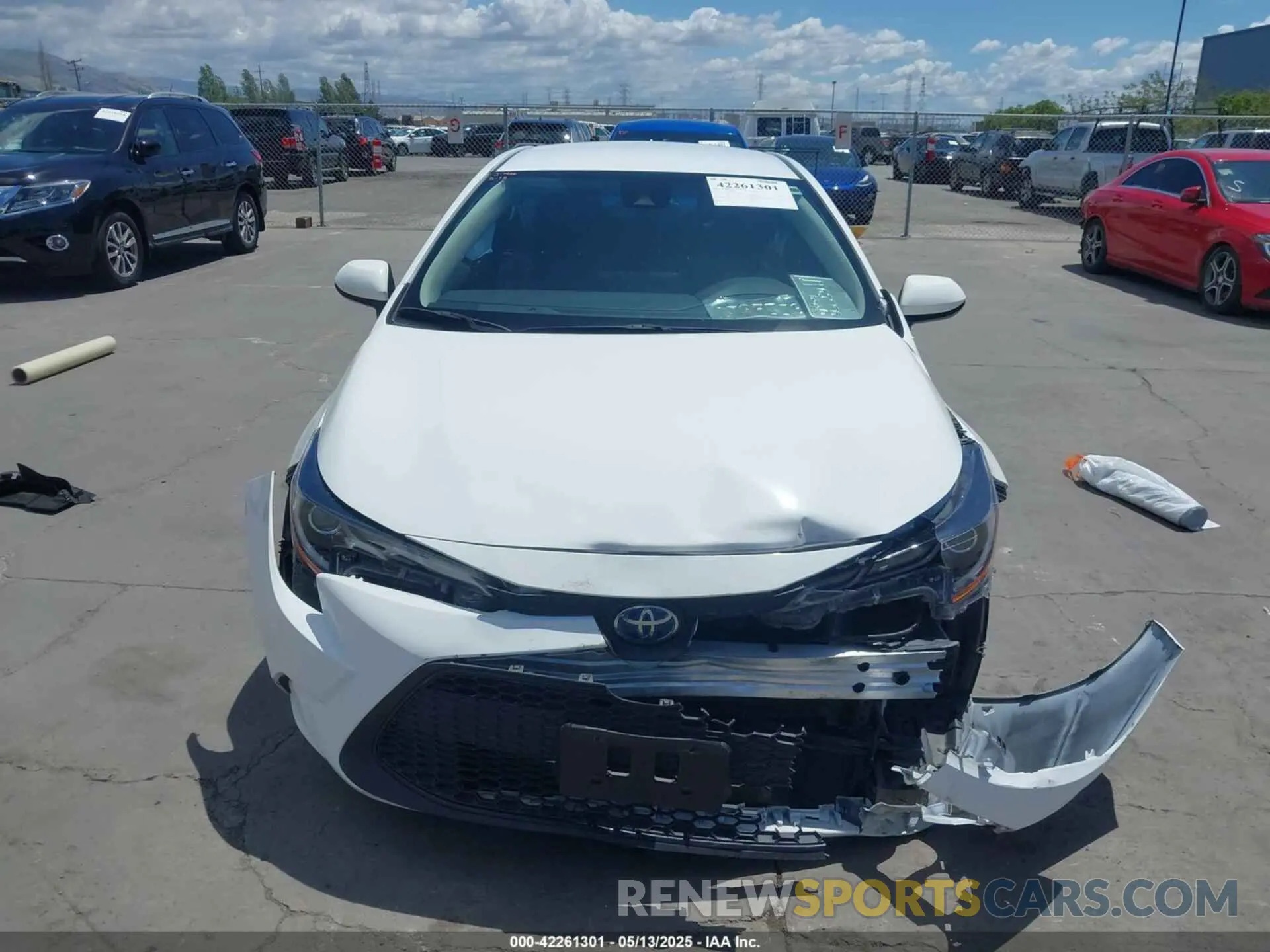 13 Photograph of a damaged car JTDEAMDE3N3003853 TOYOTA COROLLA 2022