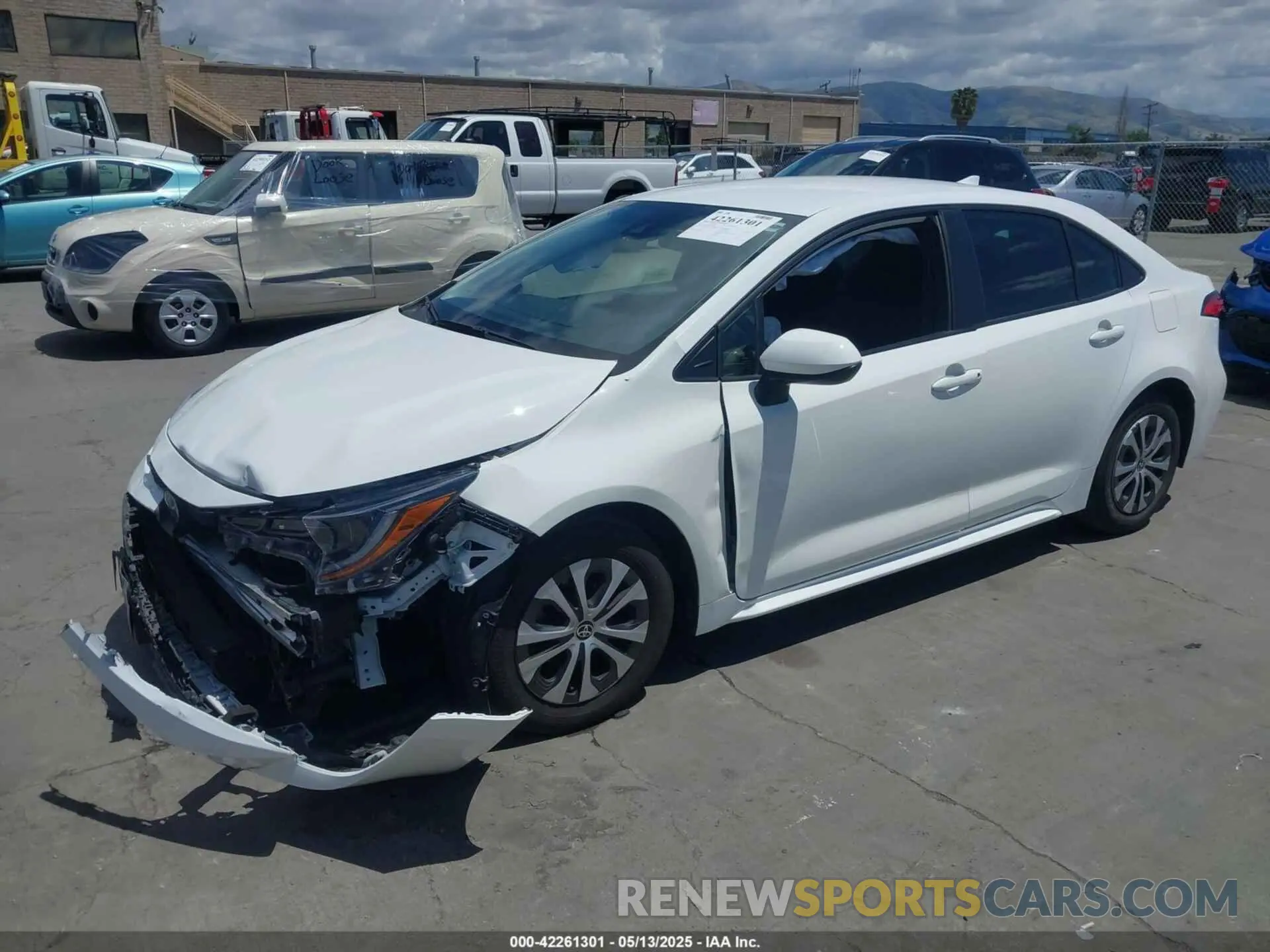 2 Photograph of a damaged car JTDEAMDE3N3003853 TOYOTA COROLLA 2022