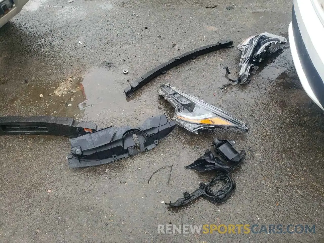 12 Photograph of a damaged car JTDEAMDE3N3012231 TOYOTA COROLLA 2022