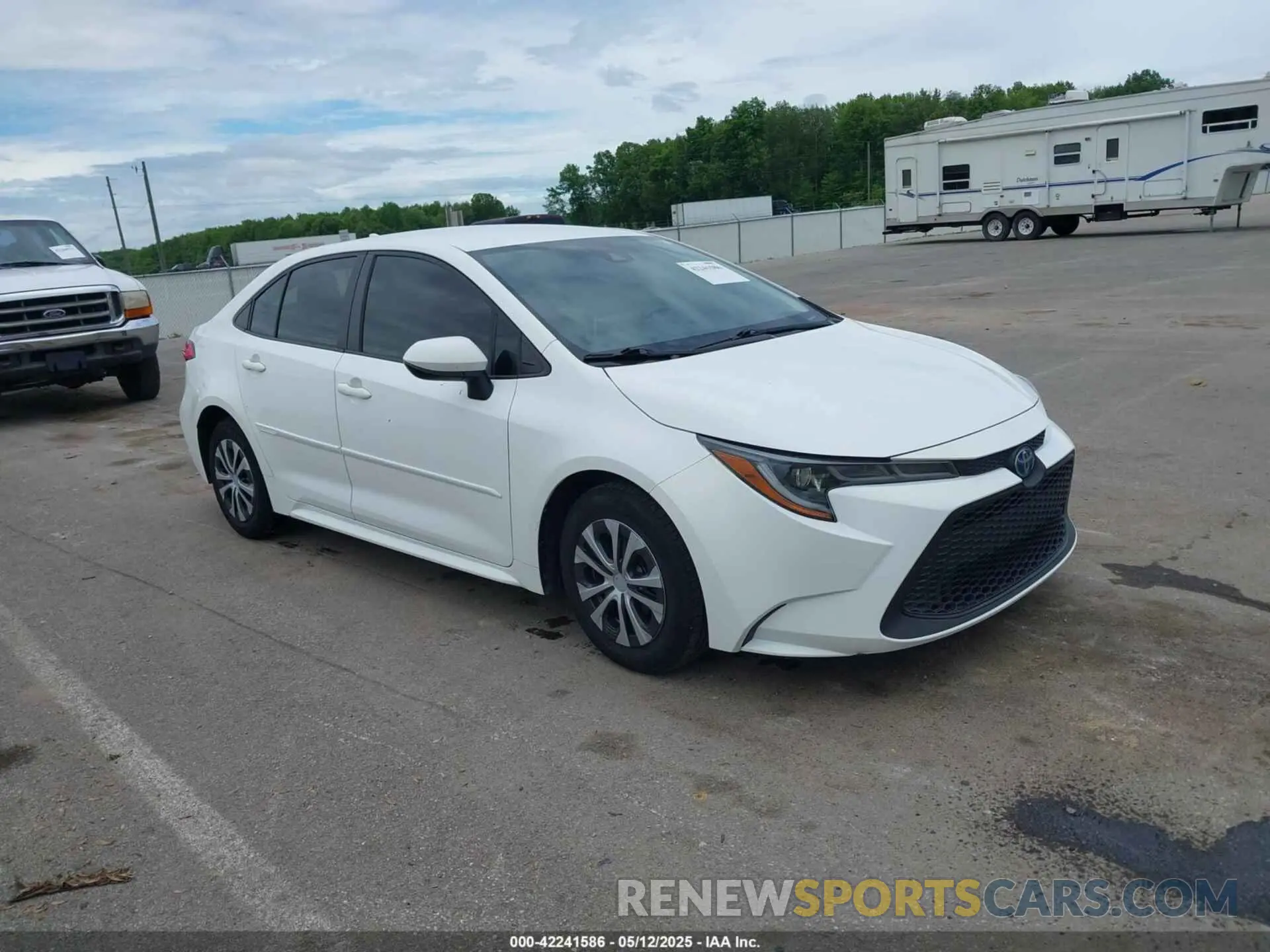 1 Photograph of a damaged car JTDEAMDE3NJ041143 TOYOTA COROLLA 2022
