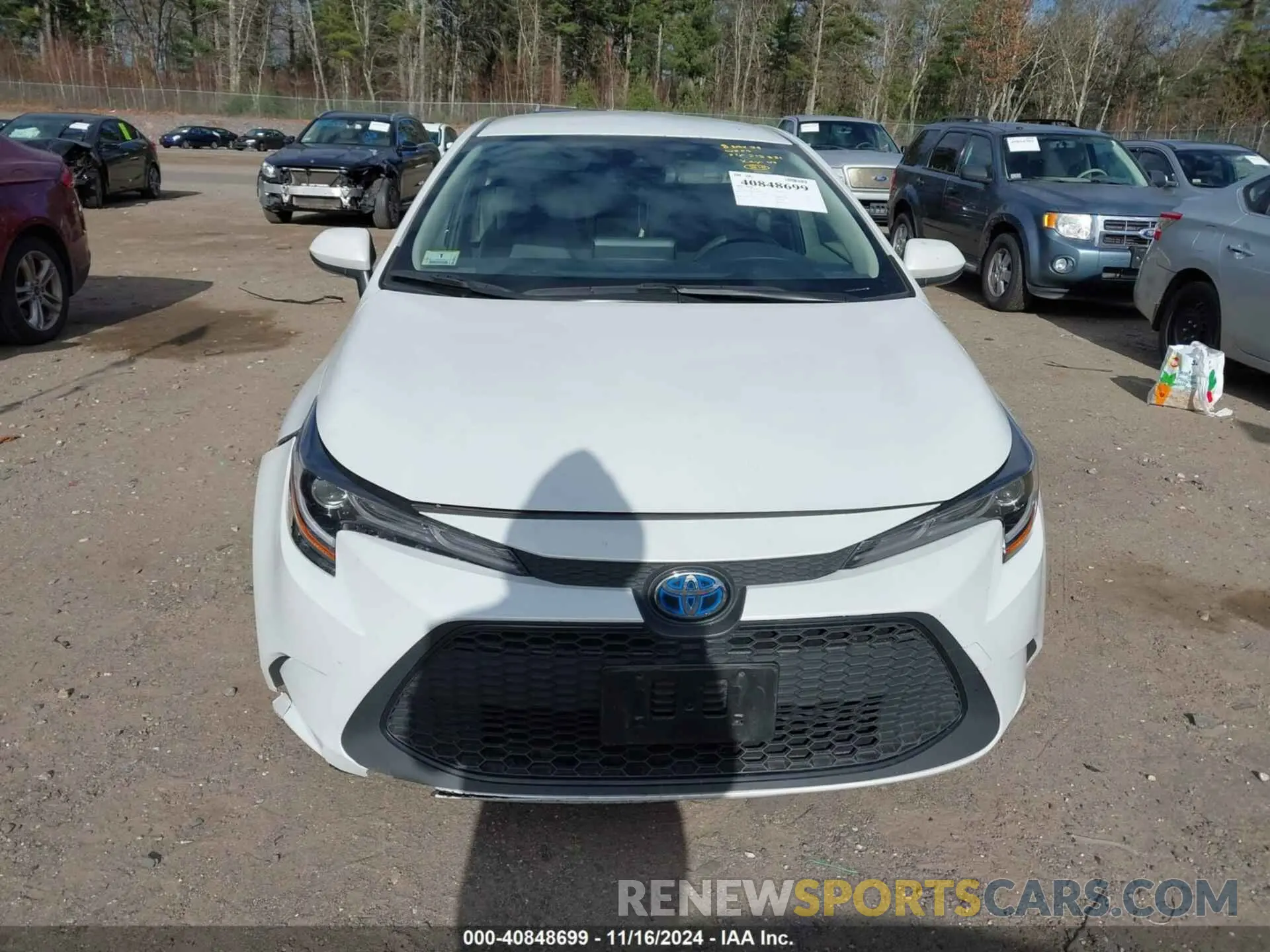 11 Photograph of a damaged car JTDEAMDE4N3000394 TOYOTA COROLLA 2022
