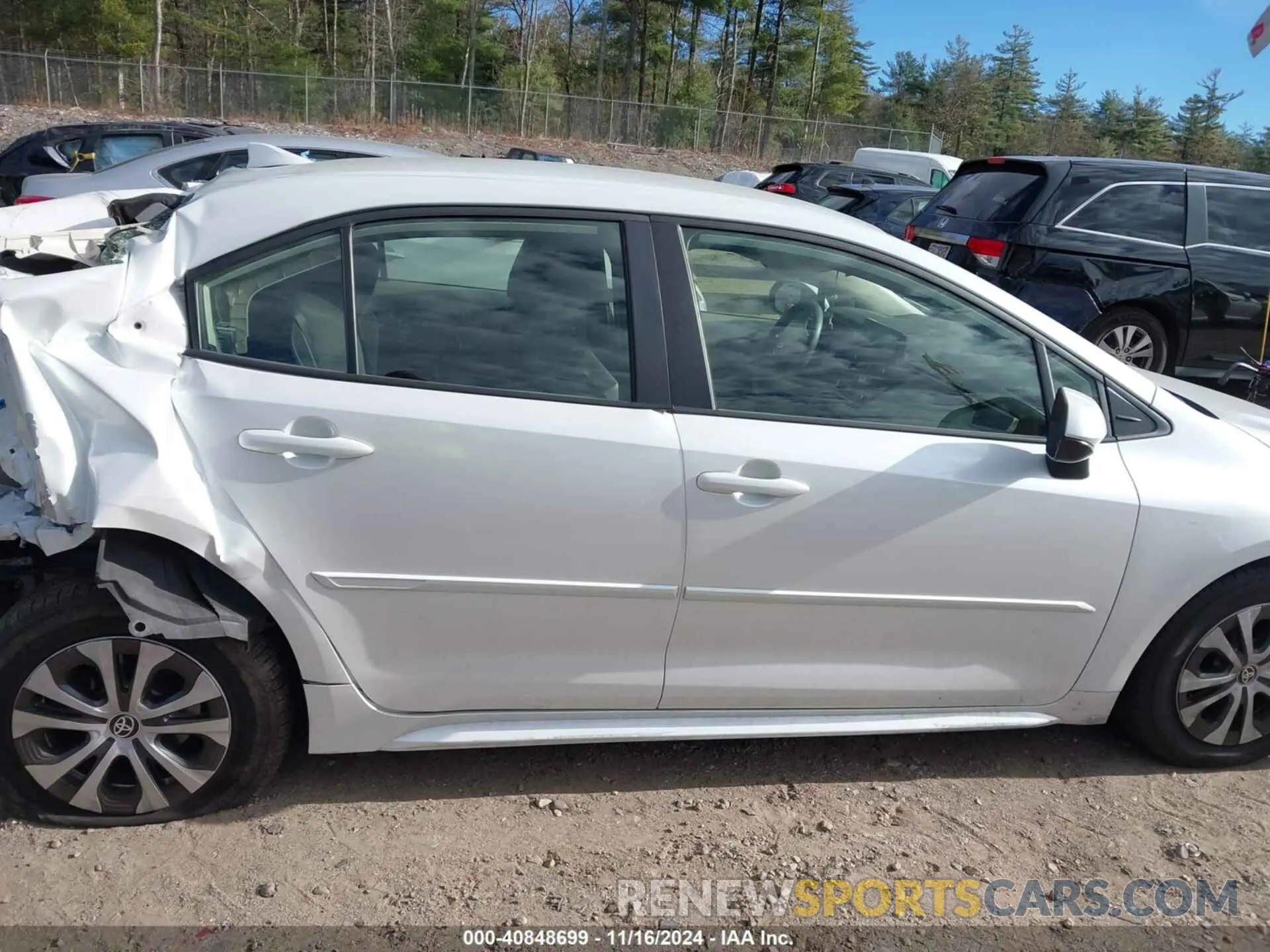 12 Photograph of a damaged car JTDEAMDE4N3000394 TOYOTA COROLLA 2022