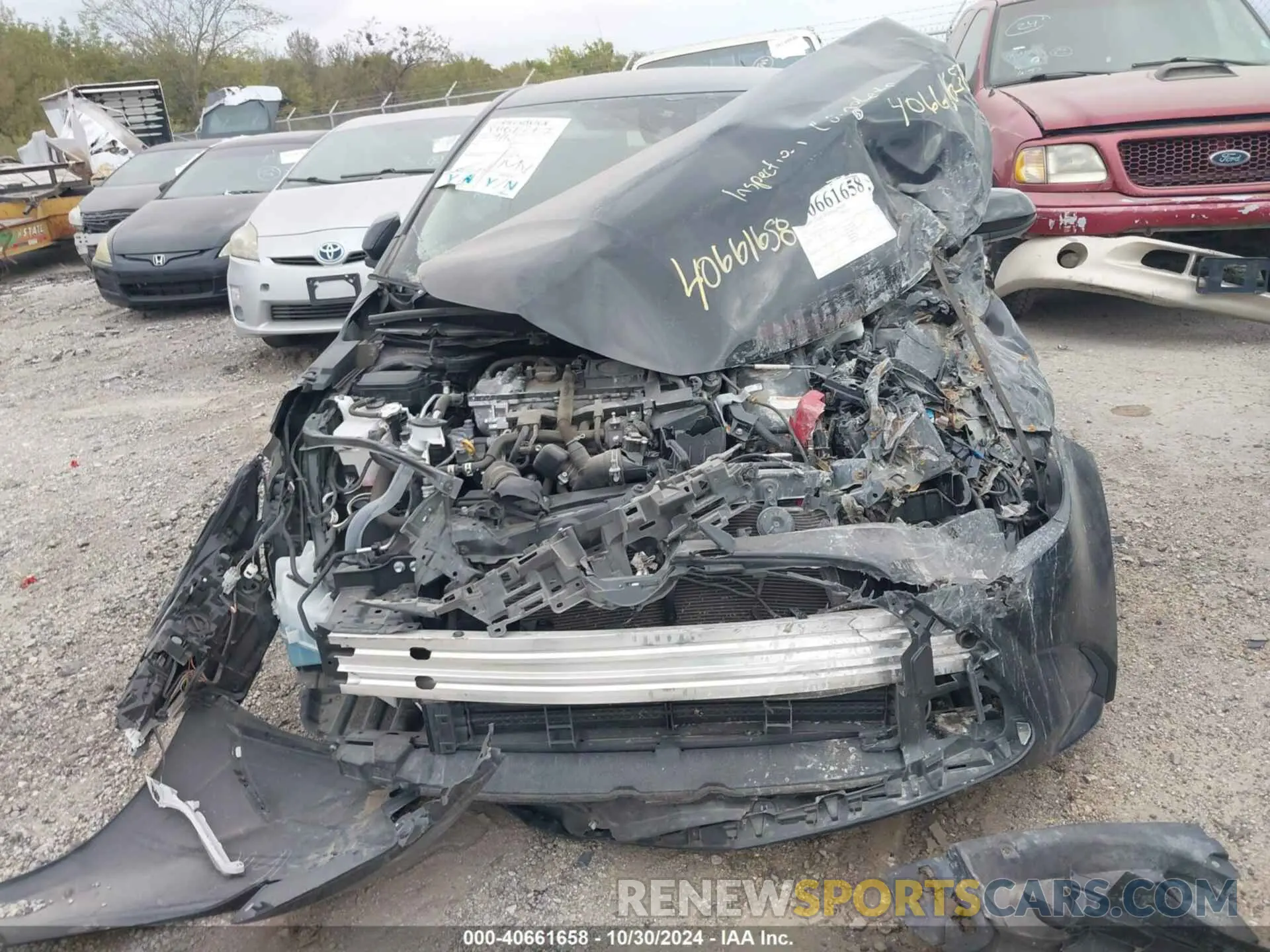 13 Photograph of a damaged car JTDEAMDE4NJ037330 TOYOTA COROLLA 2022