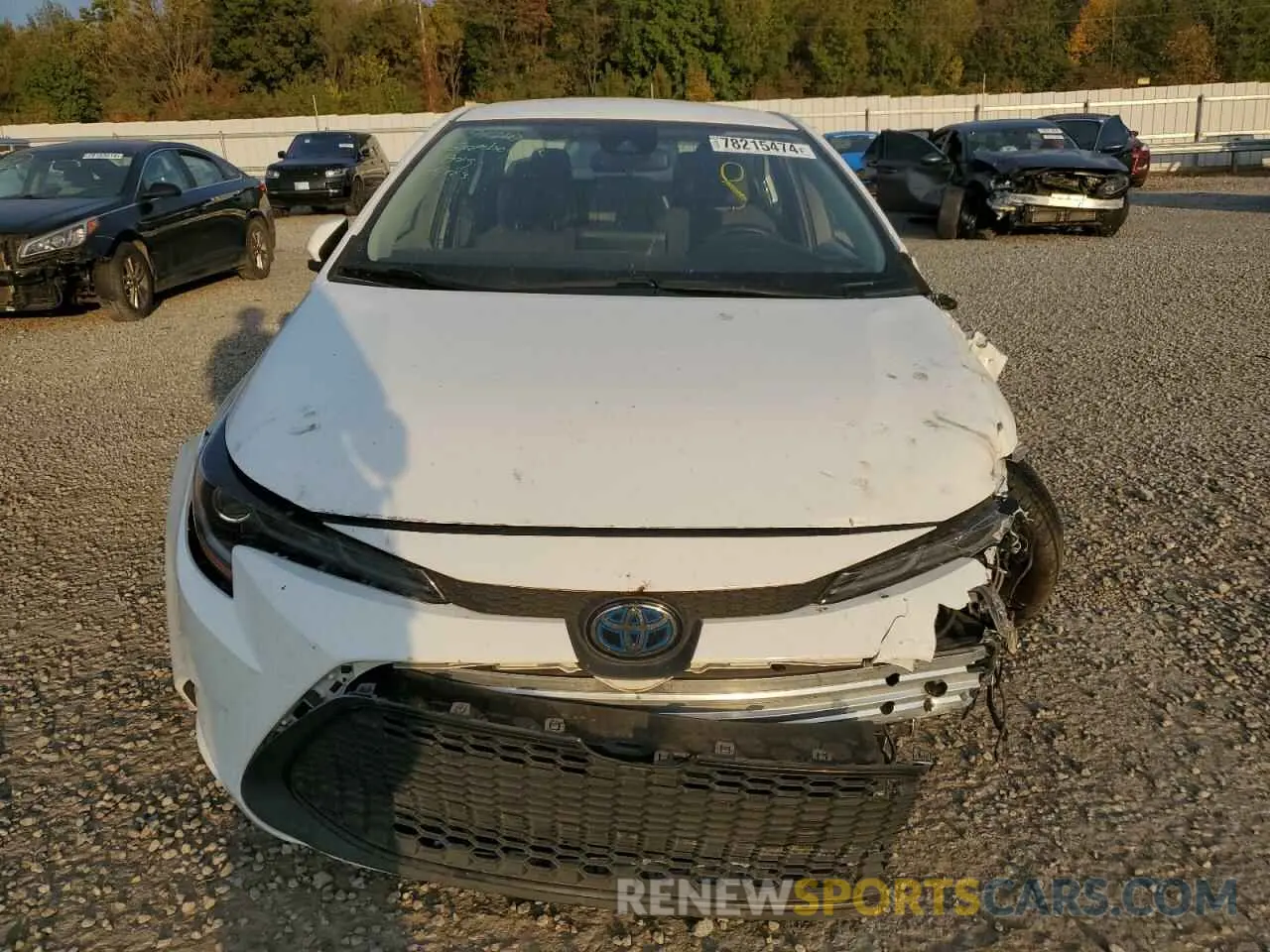 5 Photograph of a damaged car JTDEAMDE4NJ037974 TOYOTA COROLLA 2022