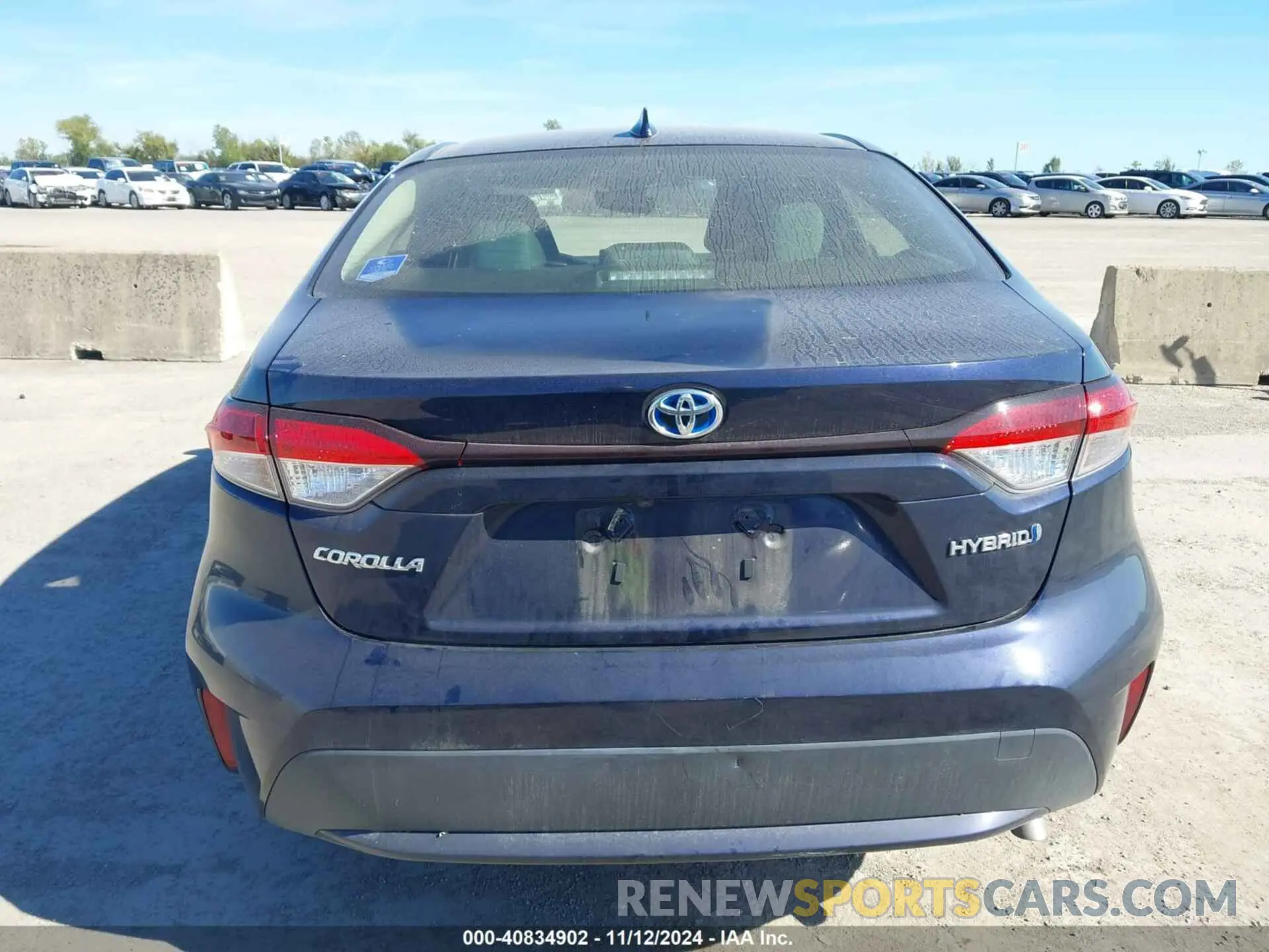 17 Photograph of a damaged car JTDEAMDE4NJ049851 TOYOTA COROLLA 2022