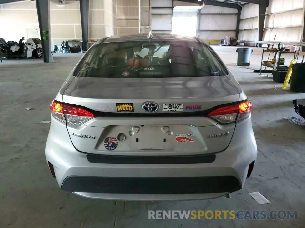 6 Photograph of a damaged car JTDEAMDE4NJ059330 TOYOTA COROLLA 2022