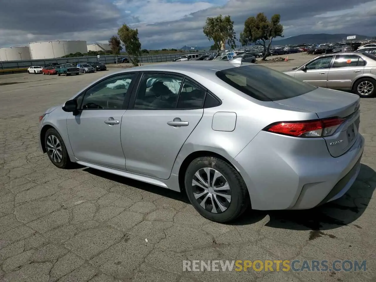 2 Photograph of a damaged car JTDEAMDE5N3011145 TOYOTA COROLLA 2022