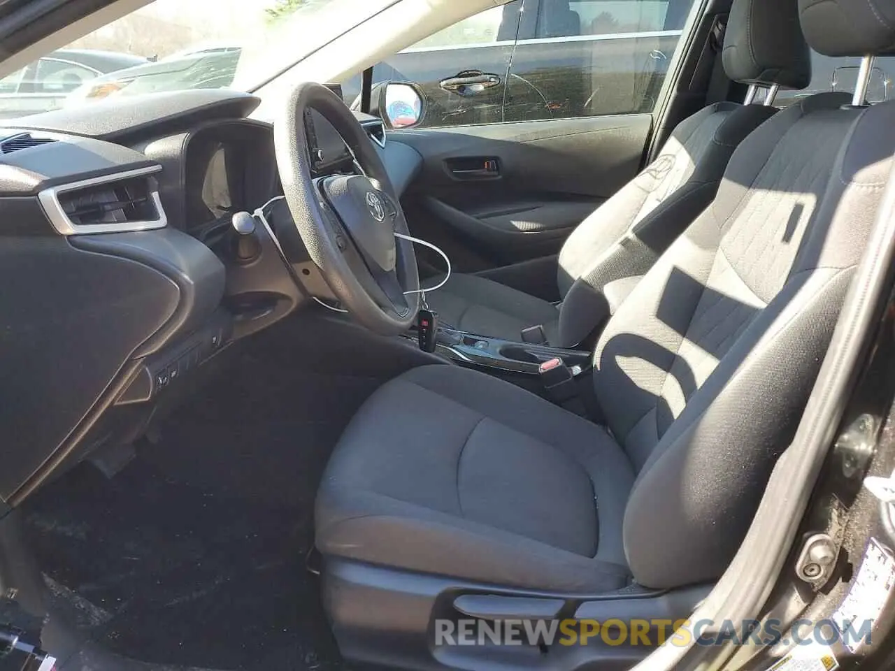 7 Photograph of a damaged car JTDEAMDE5NJ042603 TOYOTA COROLLA 2022