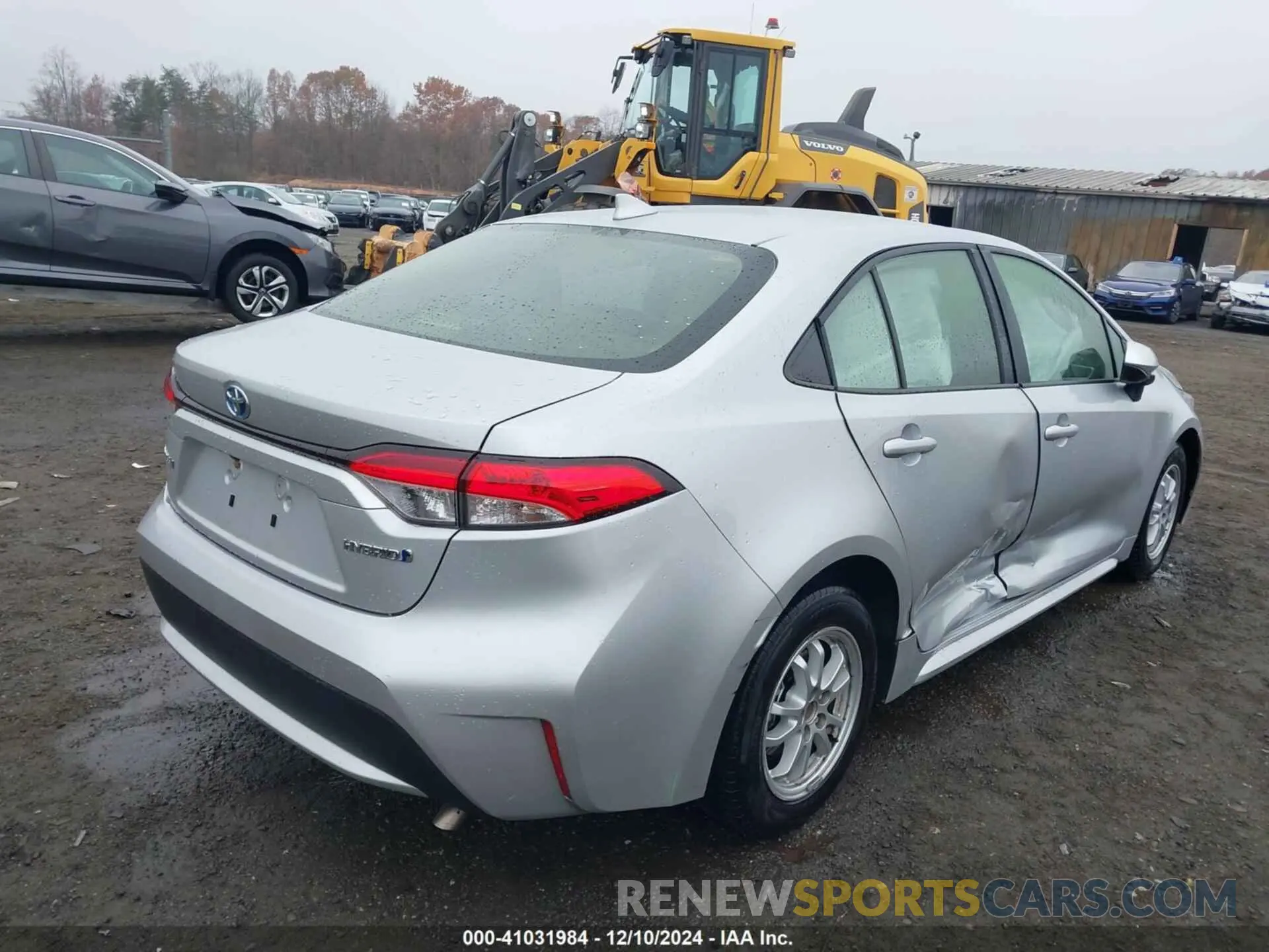 4 Photograph of a damaged car JTDEAMDE5NJ054850 TOYOTA COROLLA 2022