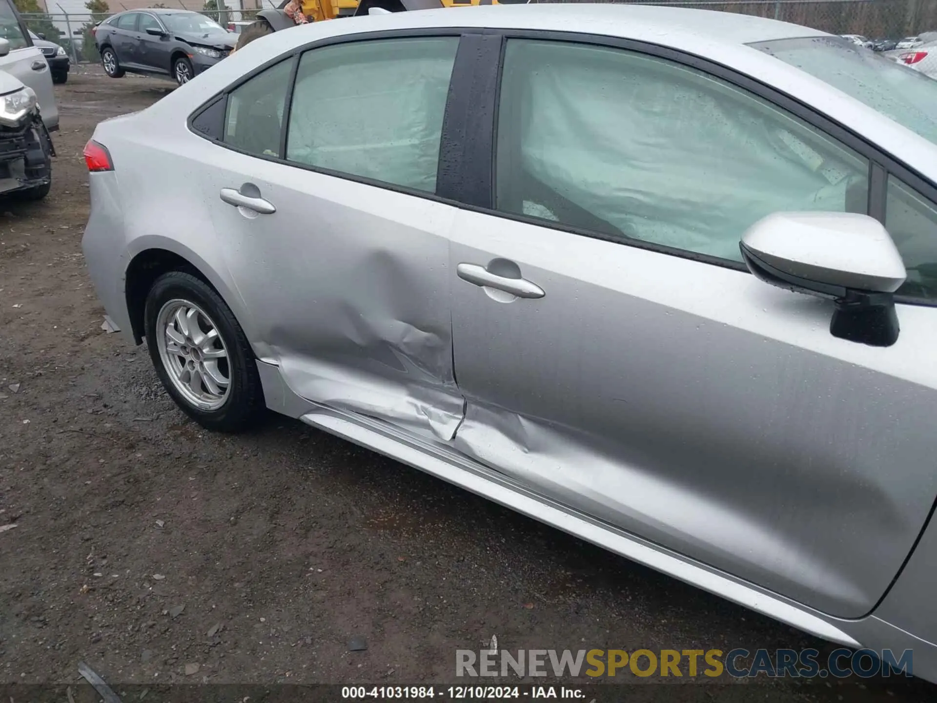 6 Photograph of a damaged car JTDEAMDE5NJ054850 TOYOTA COROLLA 2022
