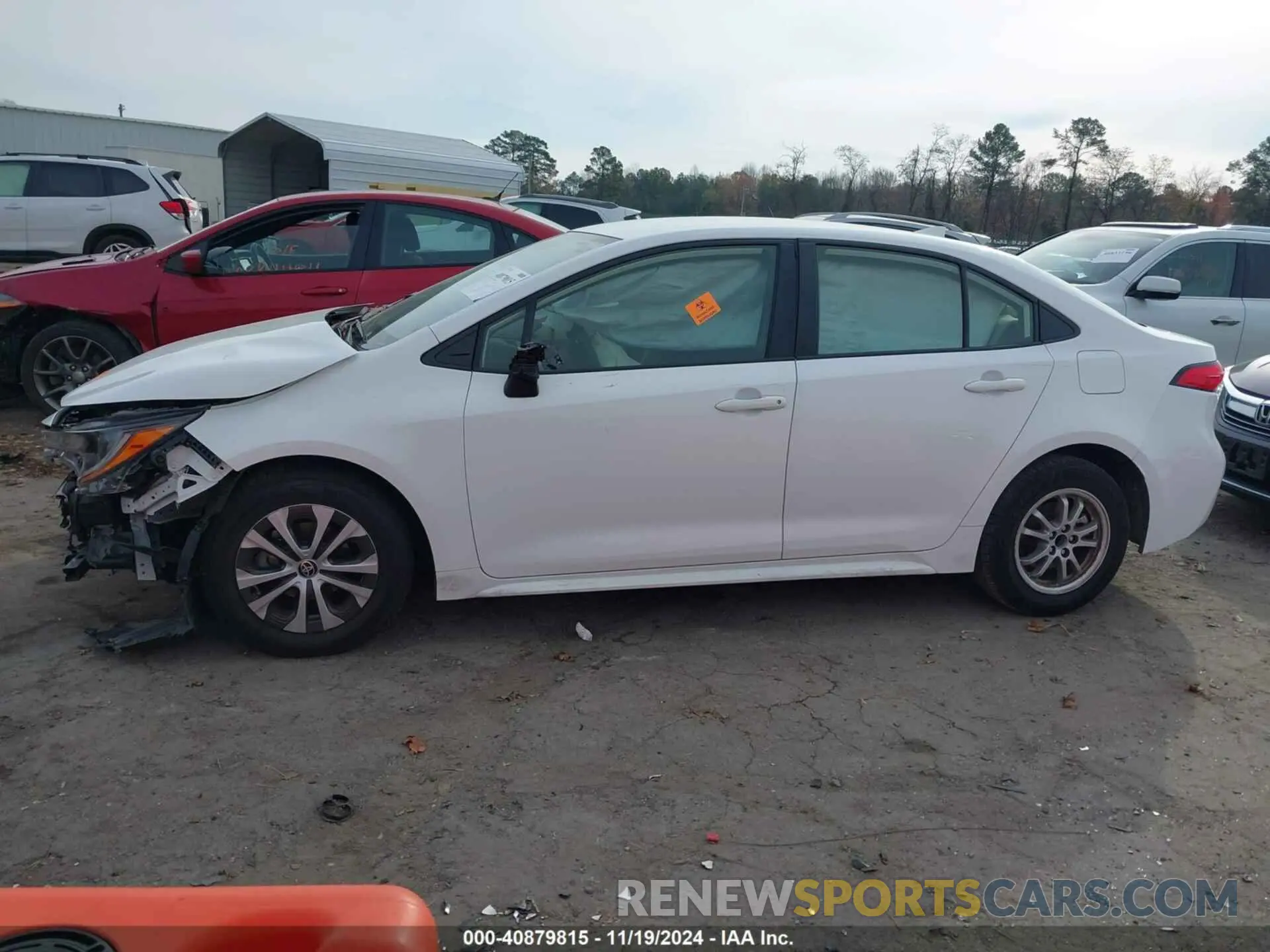 14 Photograph of a damaged car JTDEAMDE6N3000199 TOYOTA COROLLA 2022