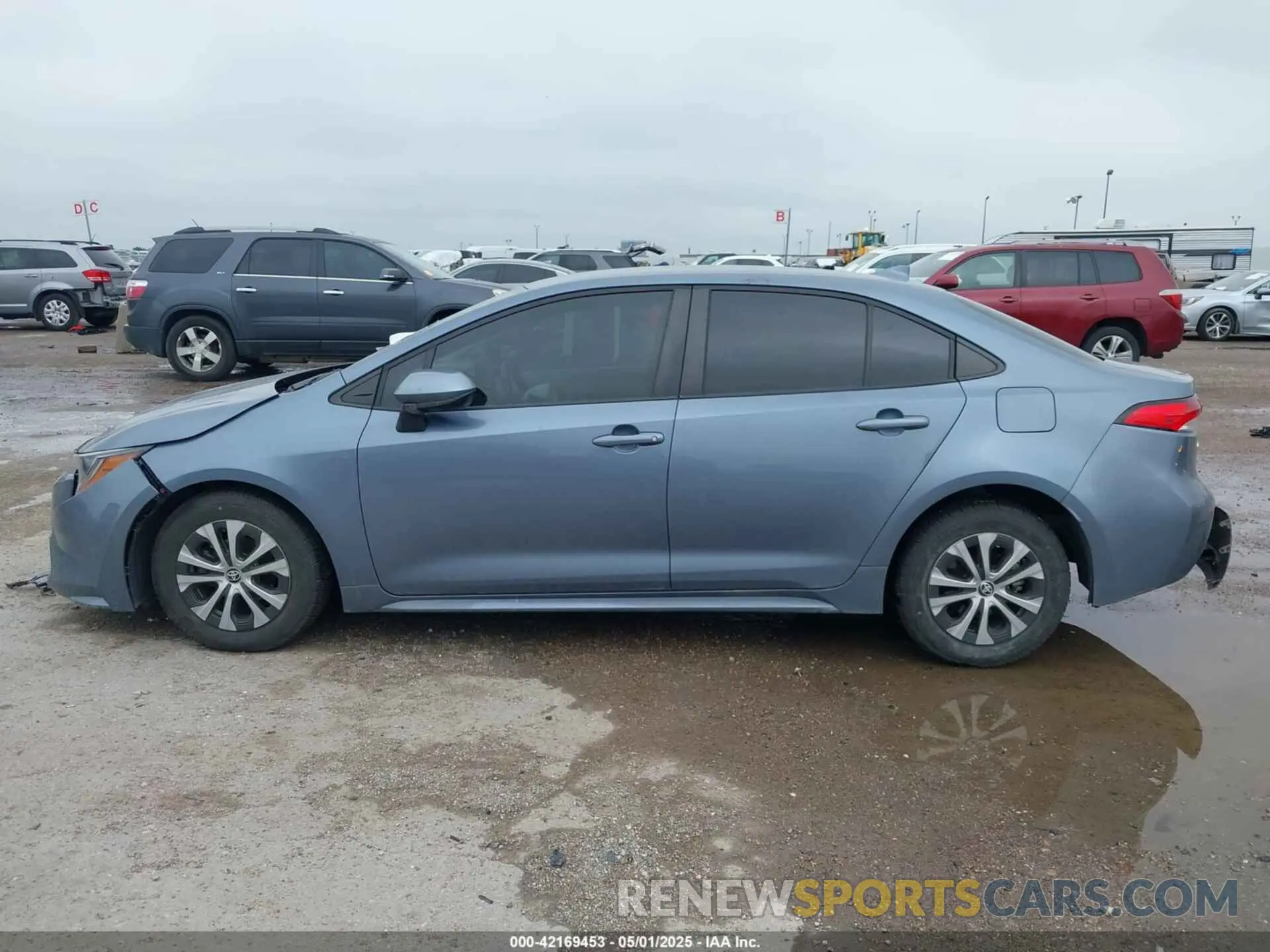14 Photograph of a damaged car JTDEAMDE6N3003393 TOYOTA COROLLA 2022