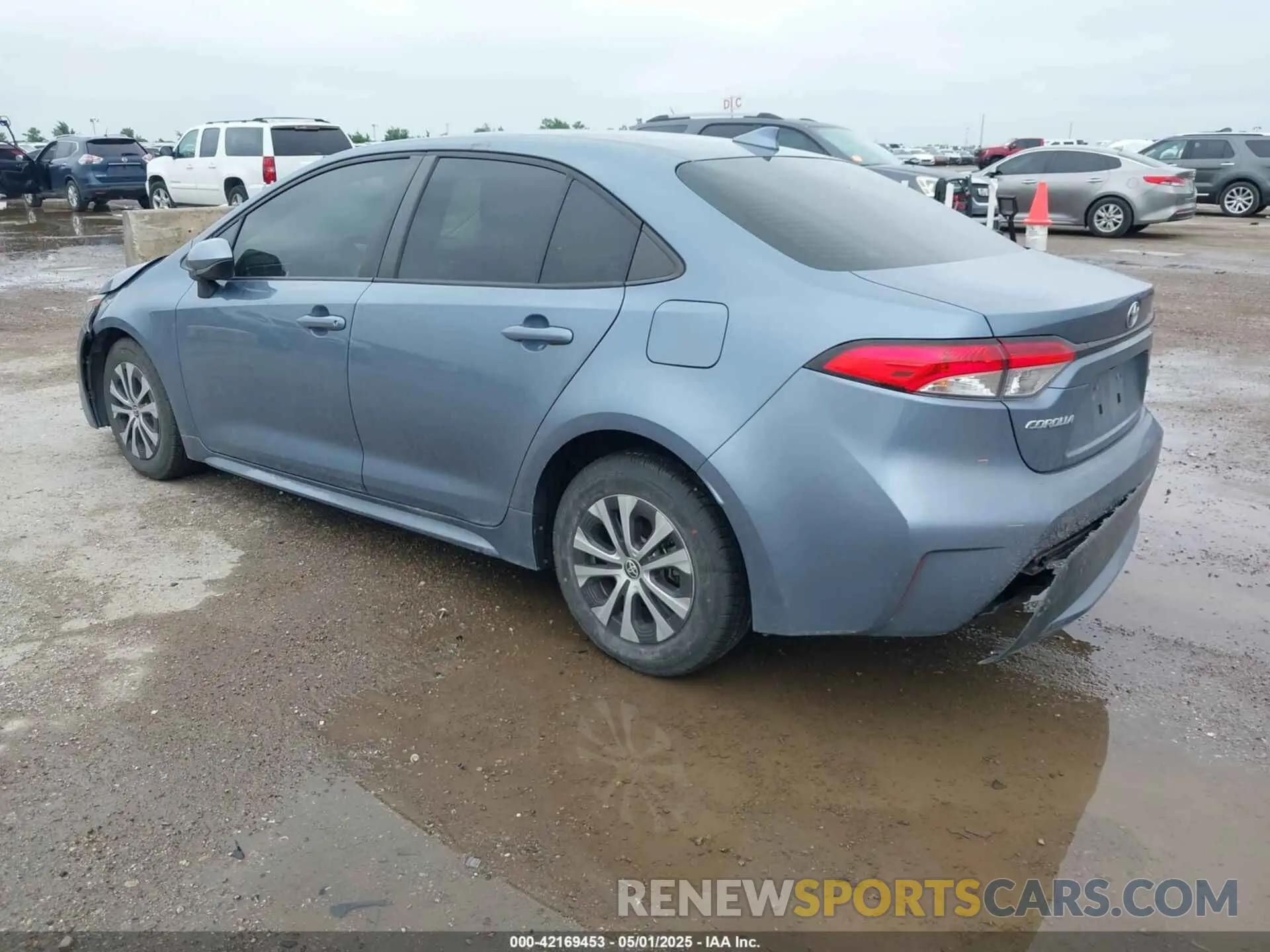 3 Photograph of a damaged car JTDEAMDE6N3003393 TOYOTA COROLLA 2022