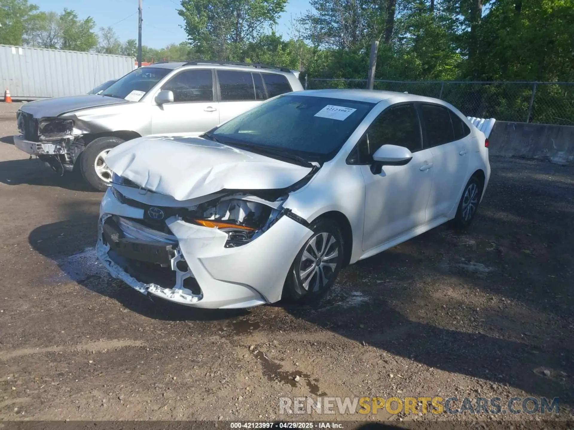 2 Photograph of a damaged car JTDEAMDE6N3003443 TOYOTA COROLLA 2022