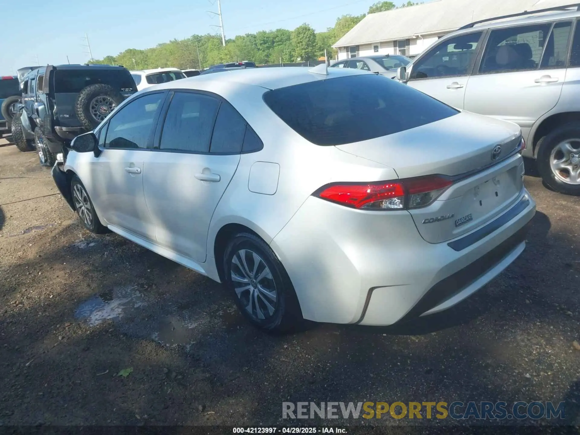3 Photograph of a damaged car JTDEAMDE6N3003443 TOYOTA COROLLA 2022