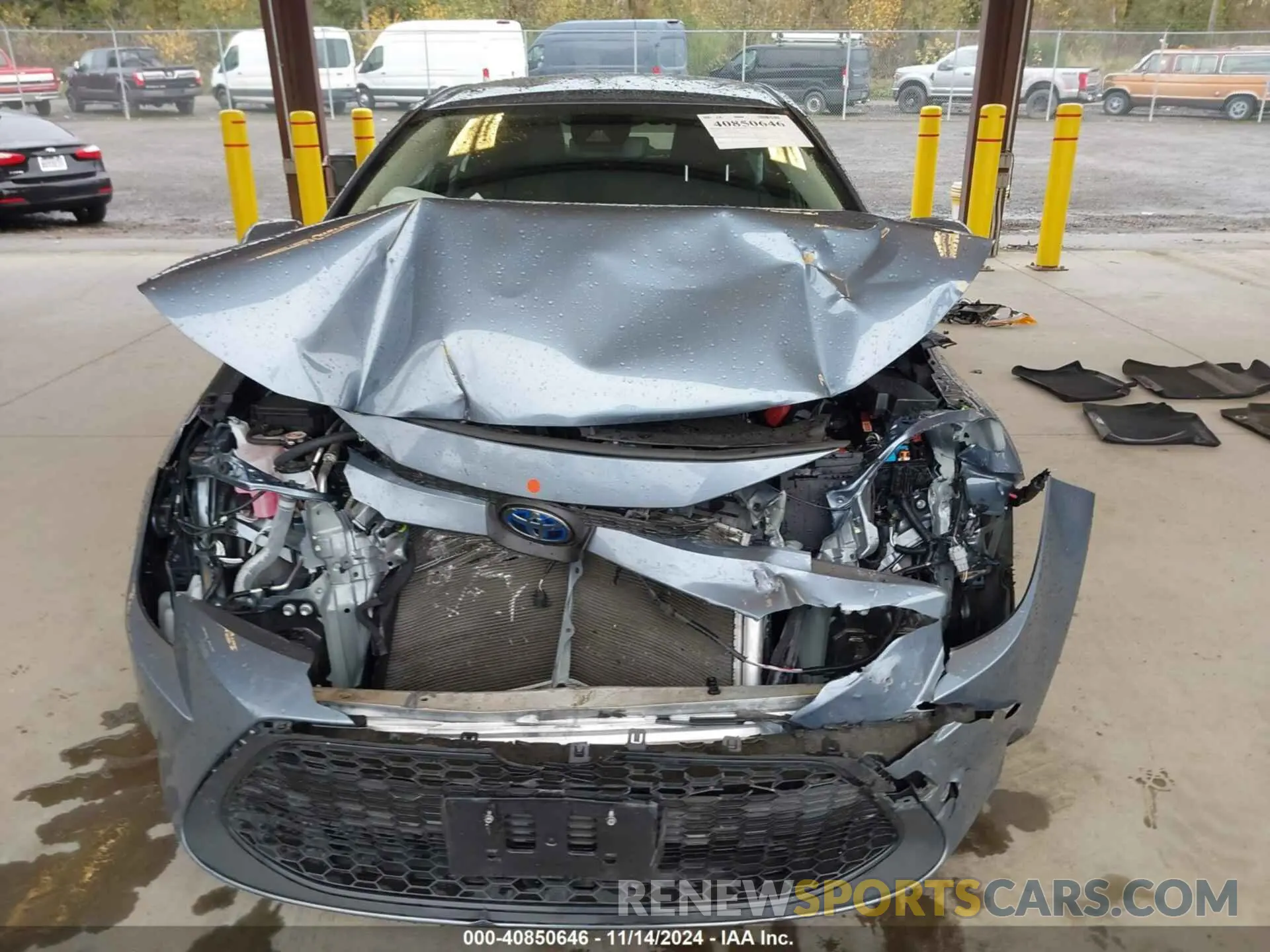 13 Photograph of a damaged car JTDEAMDE6N3006858 TOYOTA COROLLA 2022