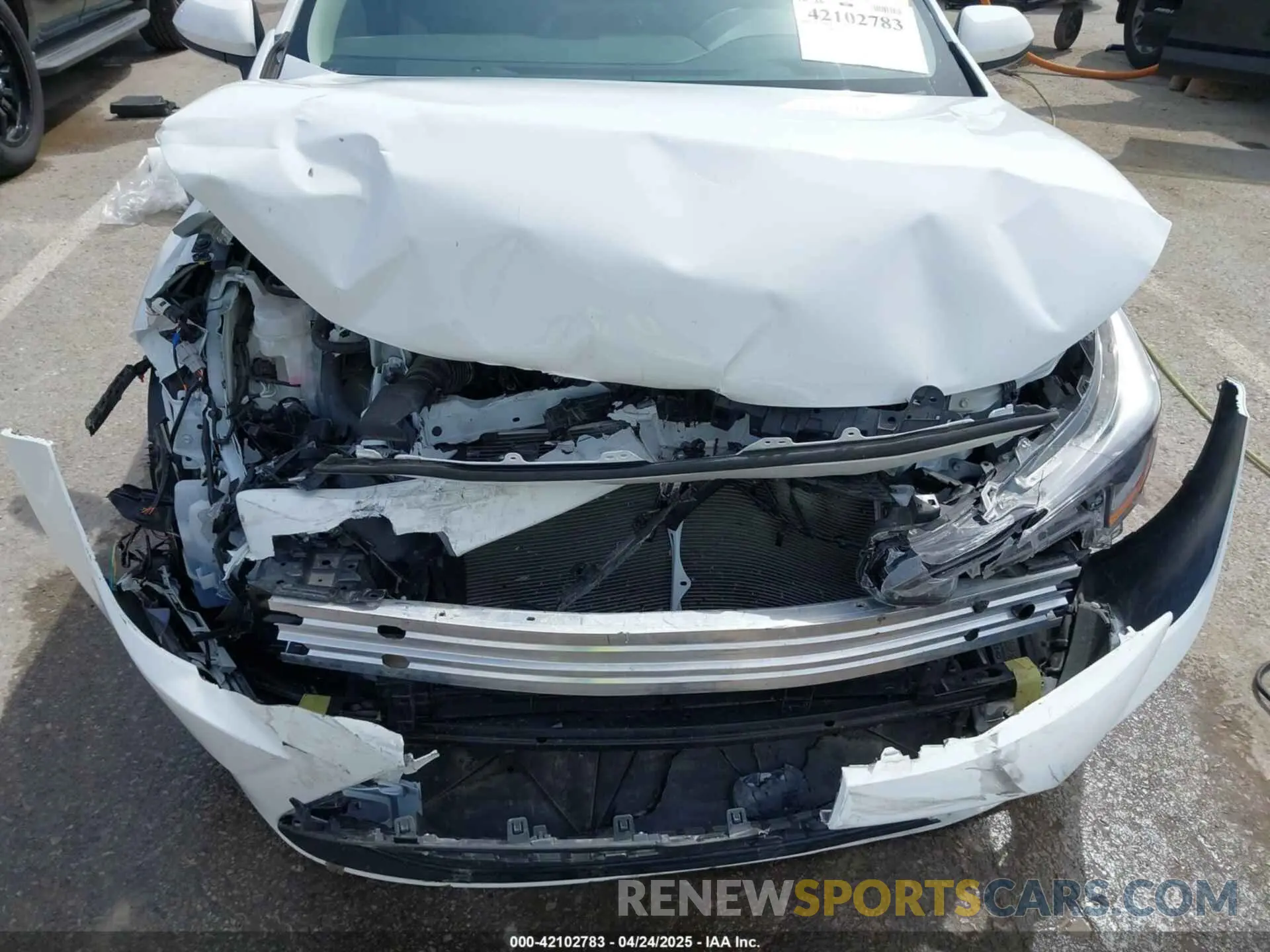 6 Photograph of a damaged car JTDEAMDE6NJ036938 TOYOTA COROLLA 2022