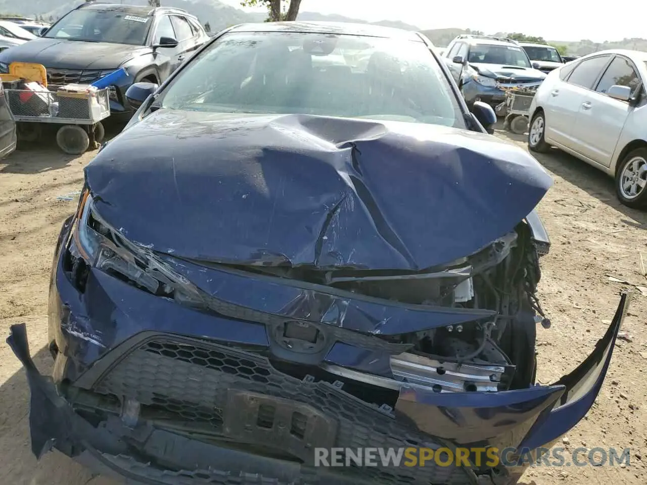 5 Photograph of a damaged car JTDEAMDE6NJ037474 TOYOTA COROLLA 2022